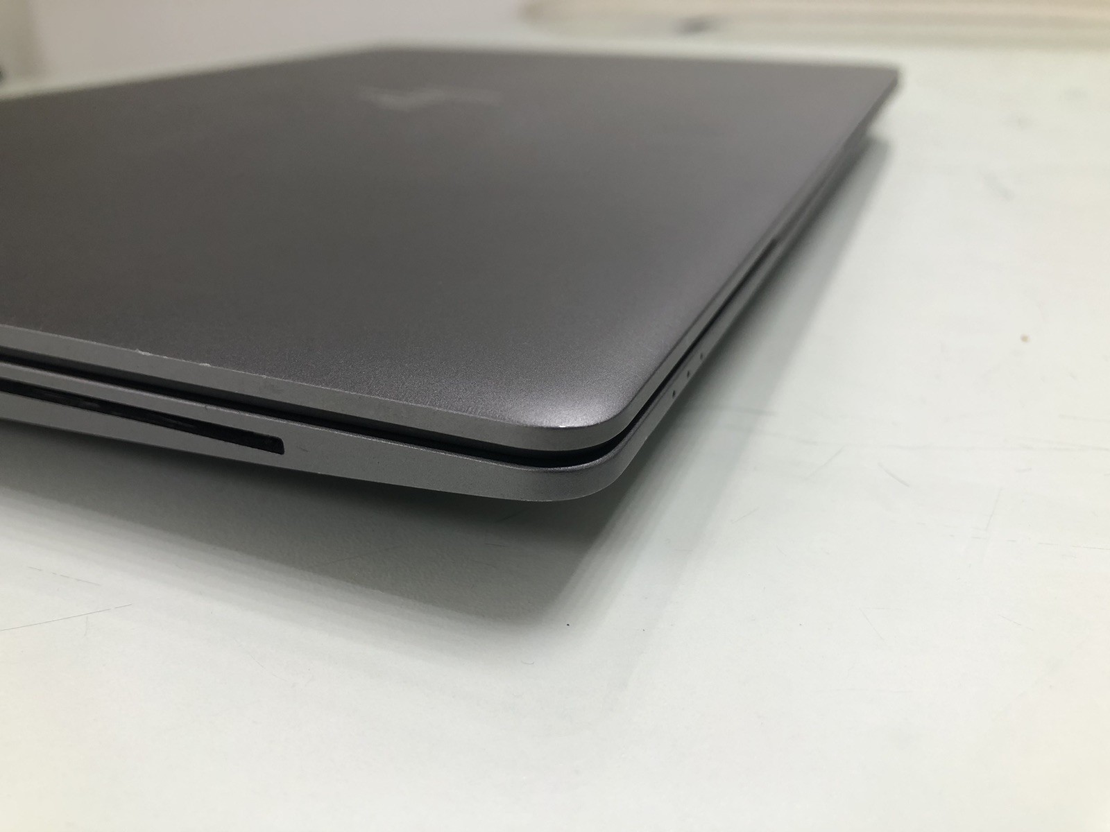 HP ZBook 15u G6 Touchscreen i7 16GB 512GB SSD AMD Radeon Pro 4GB Win11