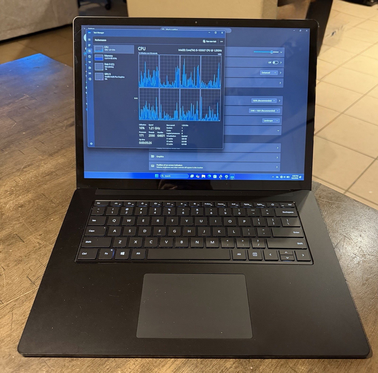 Microsoft Surface Laptop 3 1872 15″ Touch CORE I5-1035G7 8GB RAM 256GB NVME