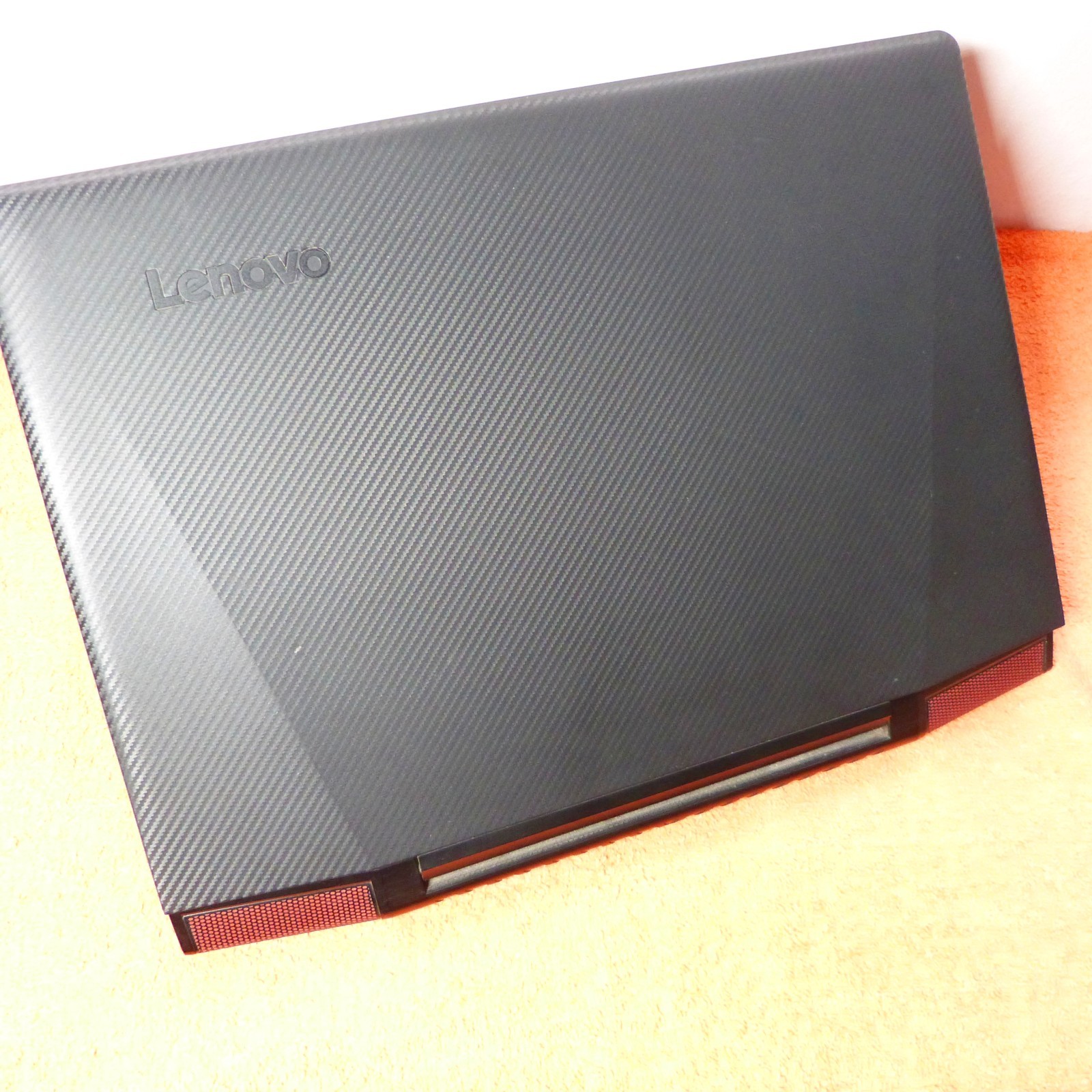 Lenovo Y700 14″ JBL SOUND l GAMING METAL QUAD i7 l 16GB RAM NEW Windows 11