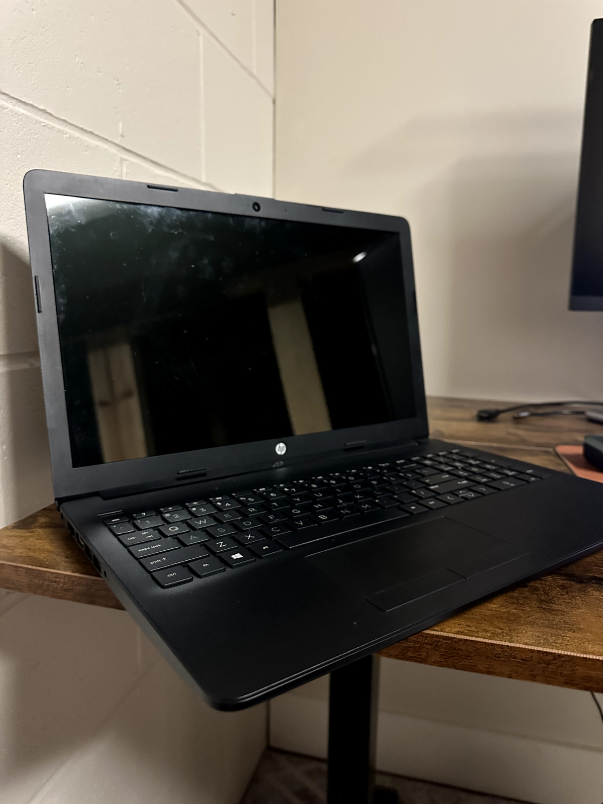 HP Laptop Model 15-db0011dx