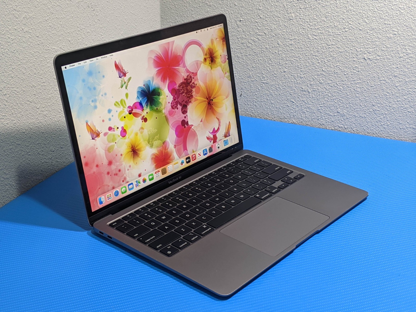 Apple MacBook Air A2337 (2020) M1 8CPU/7GPU 8GB 128GB 13.3″ OS Sonoma MGN63LL/A
