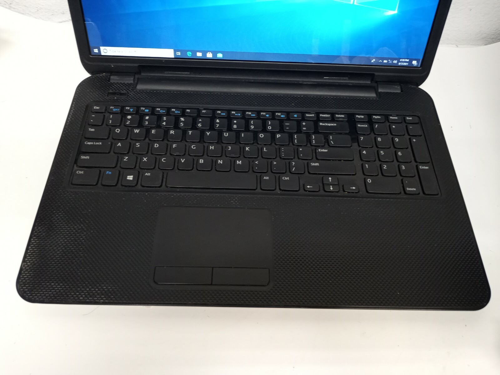 Dell Inspiron 3721 Intel Core i5-3337U 1.80GHz 6GB RAM 750GB HDD BT DVD Win10
