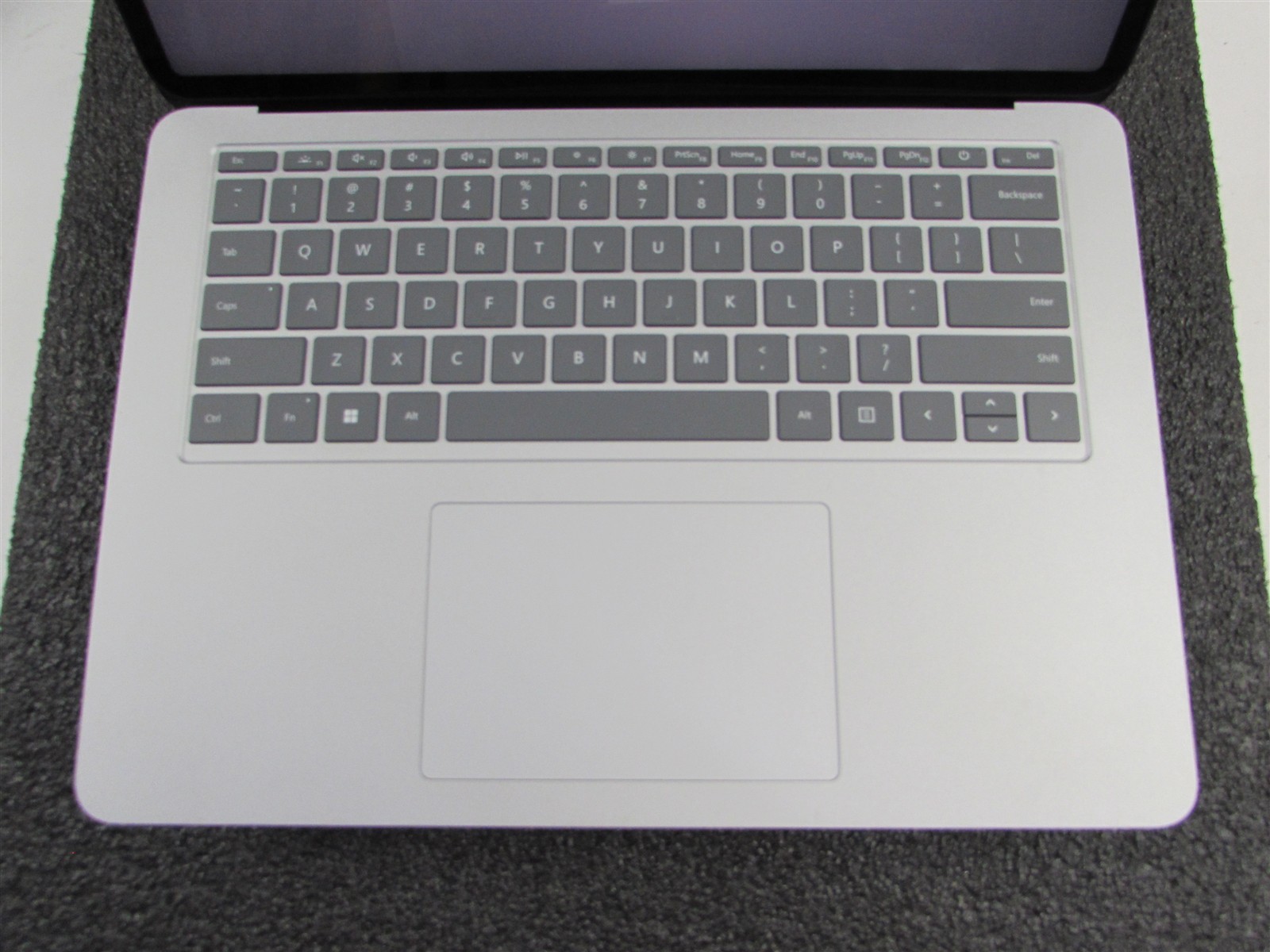 Microsoft Surface Laptop Studio 1964 i7-11370H 1TB SSD 32GB RTX A2000 *No A/C*