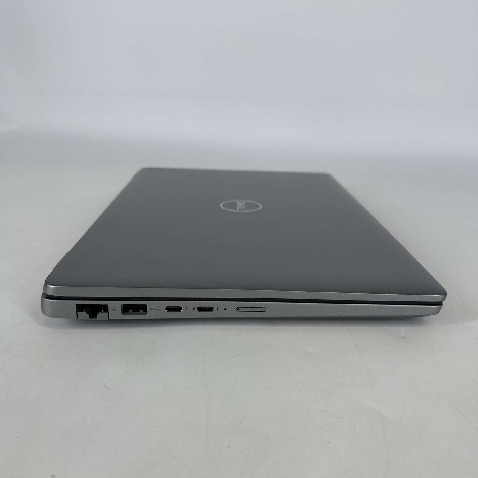 Dell Latitude 5450 14 Gray FHD 1.4 GHz Ultra 7 165H 32GB 512GB SSD Excellent