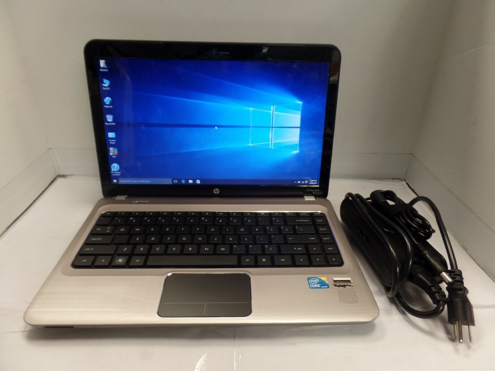 Brushed Aluminum 14″ HP Pavilion dm4-1277sb 2.3GHz i5-M460 4GB 320GB Win10