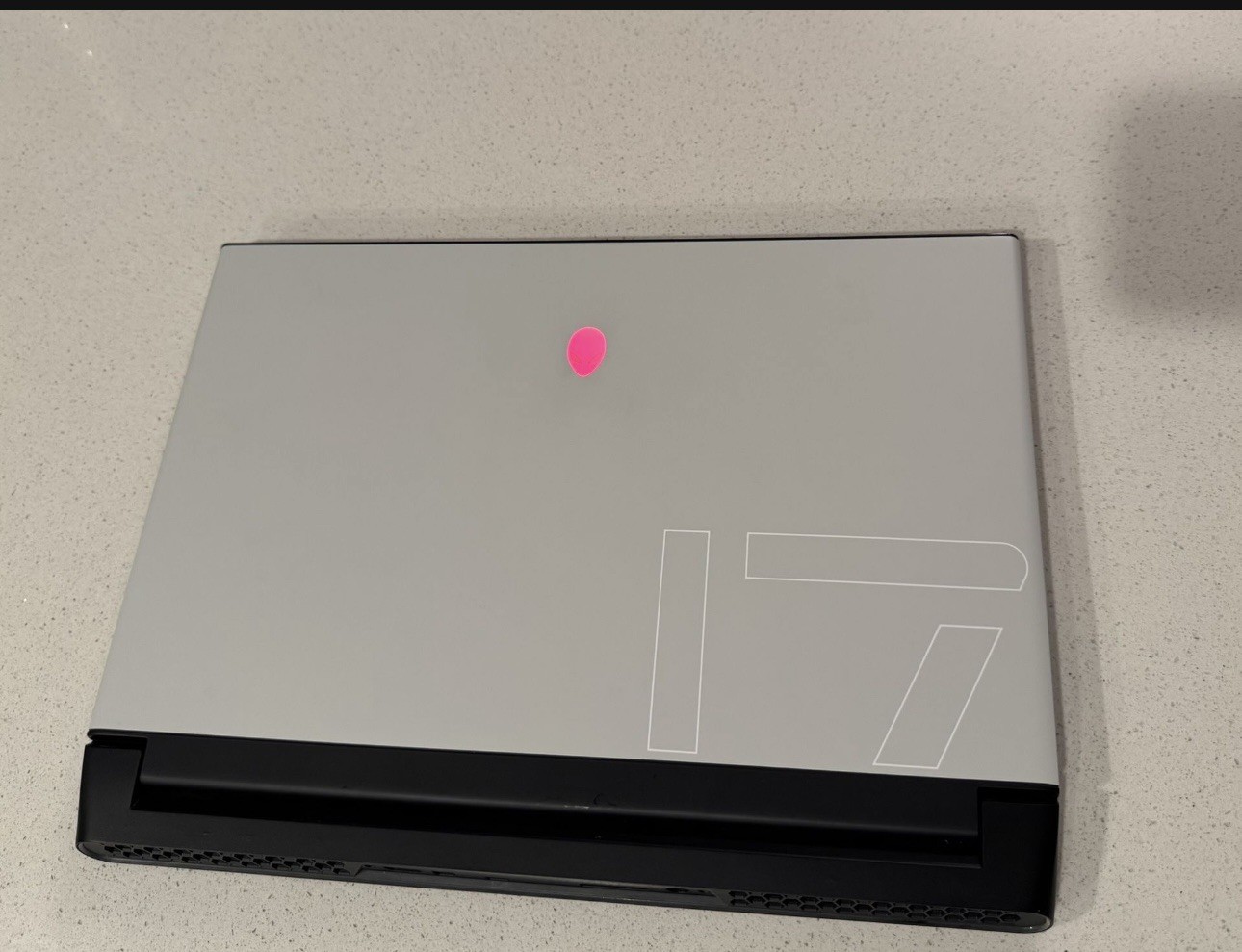 Alienware M17 R3 17.3 inch (1TB, Intel Core i7 10th Gen., 16GB) Gaming Laptop
