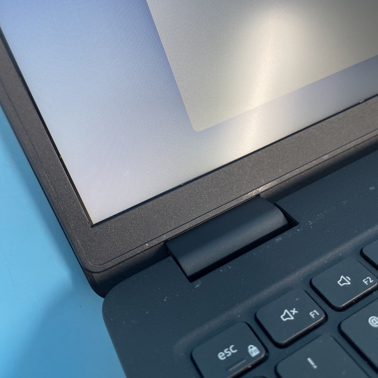 Dell Latitude 3520 | i5-1135G7 | 8GB RAM | 256GB SSD | WIN 11 PRO | 71% BATT
