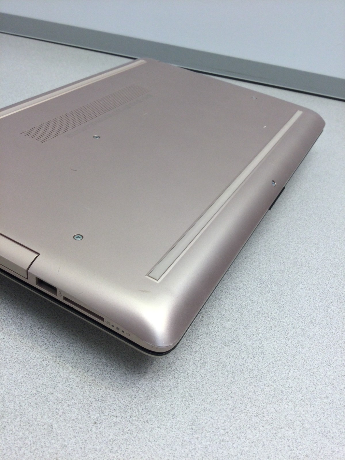 HP laptop 15-da0xxx core i5-8250u 1.60ghz 15.5” 8GB RAM 480GB SSD WIN 11 PRO