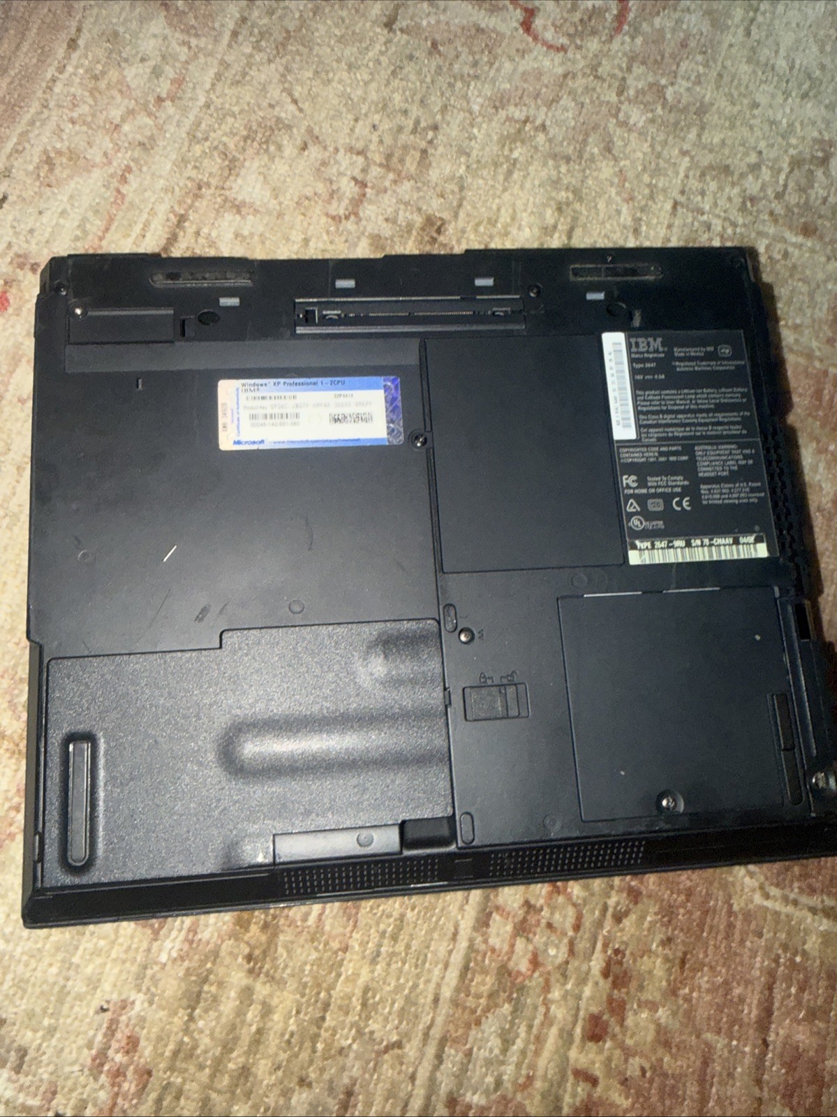 IBM ThinkPad Laptop Type 2647 Vintage Windows Xp 1-2CPU Parts As Is