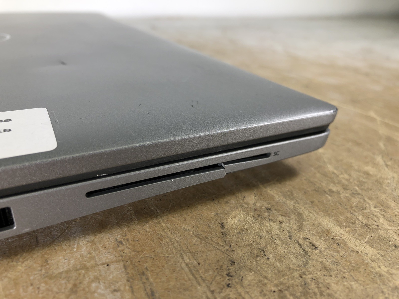 DELL PRECISION 3570 i7-1265U @ 1.80GHz, NO RAM/HDD/OS – (FOR PARTS)