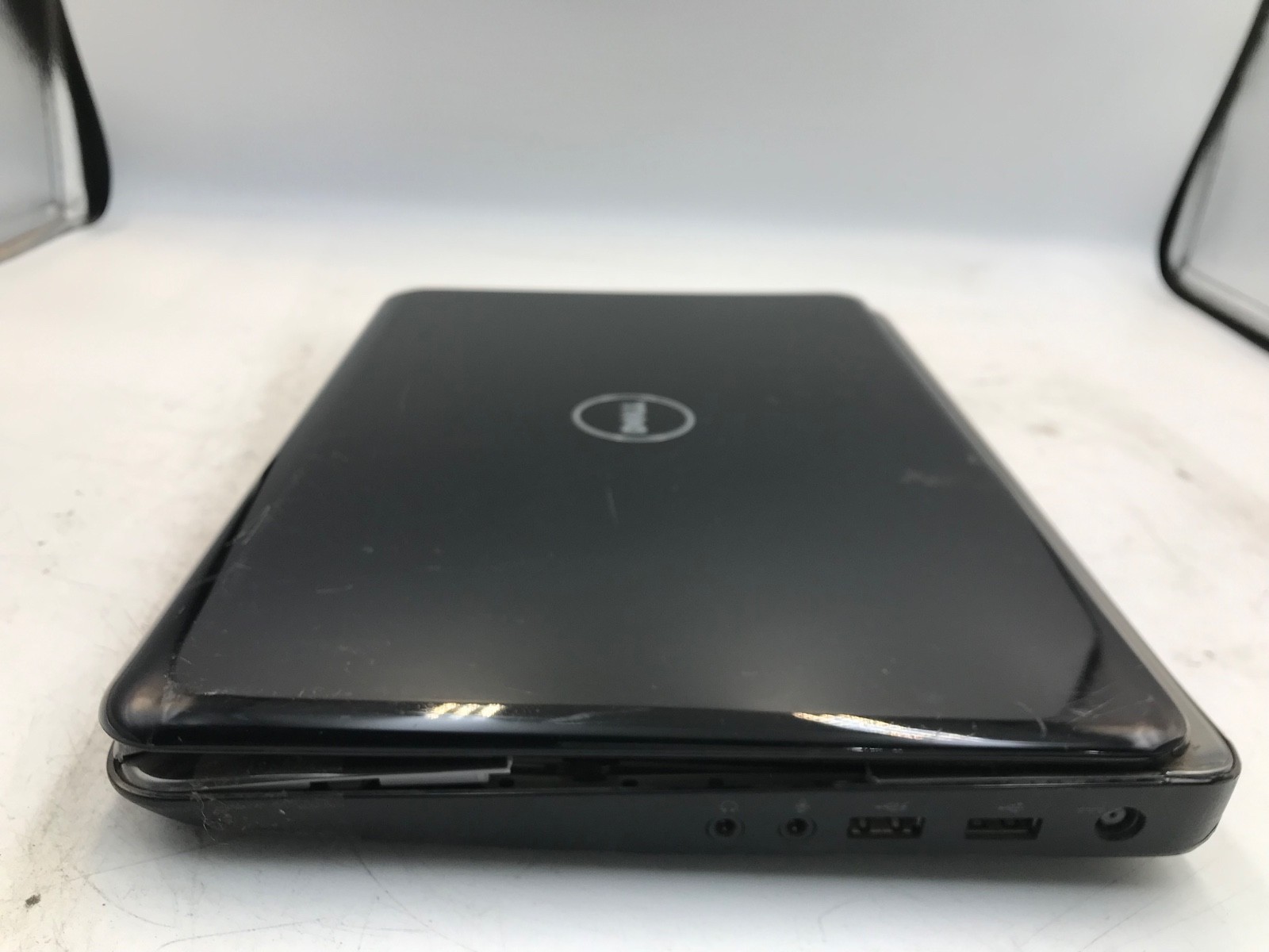 Dell Inspiron 11z 1121 Intel Core i3-330UM 11.6″ Laptop-BOOTS/CASE DAMAGE MZ