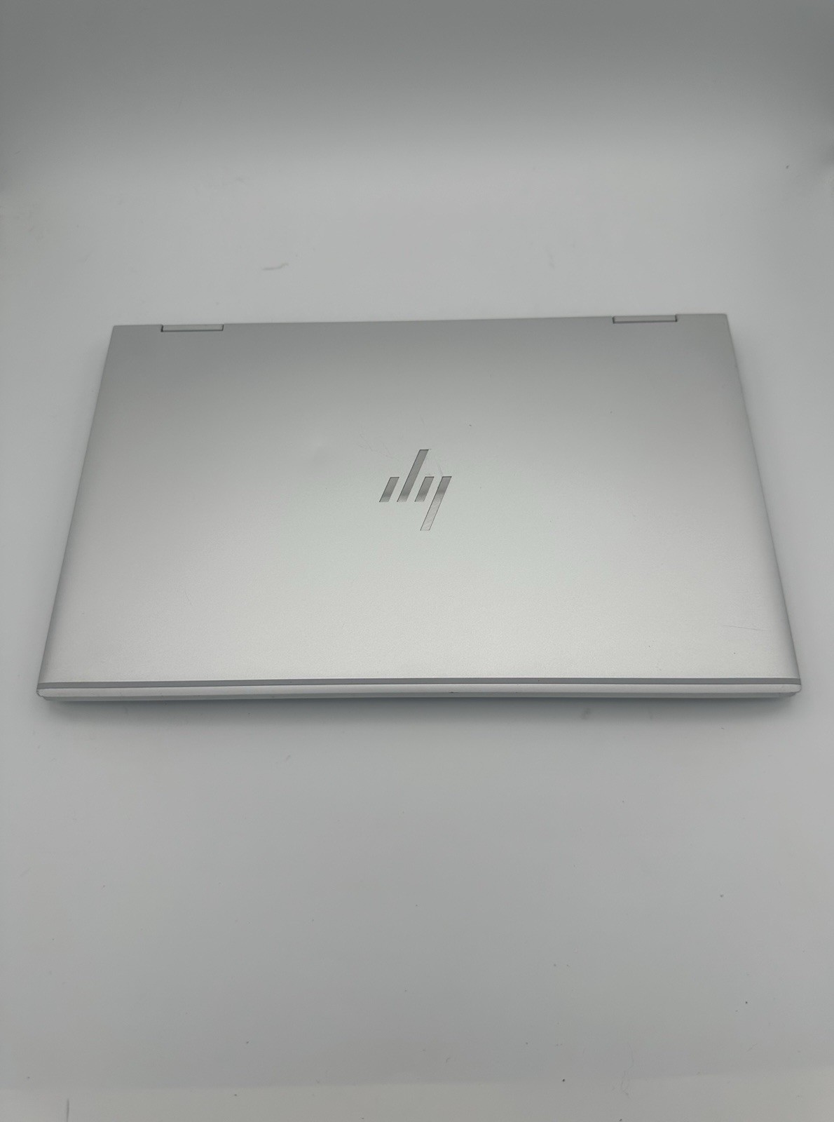 HP EliteBook x360 1040 G7 14″ (256 SSD, Intel Core i5 10th Gen., 1.70 GHz,.NO AC