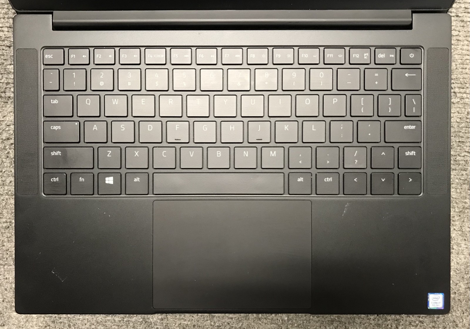 Razer Blade Stealth 13.3″ Laptop i7-8565U 16GB RAM 512GB NVMe
