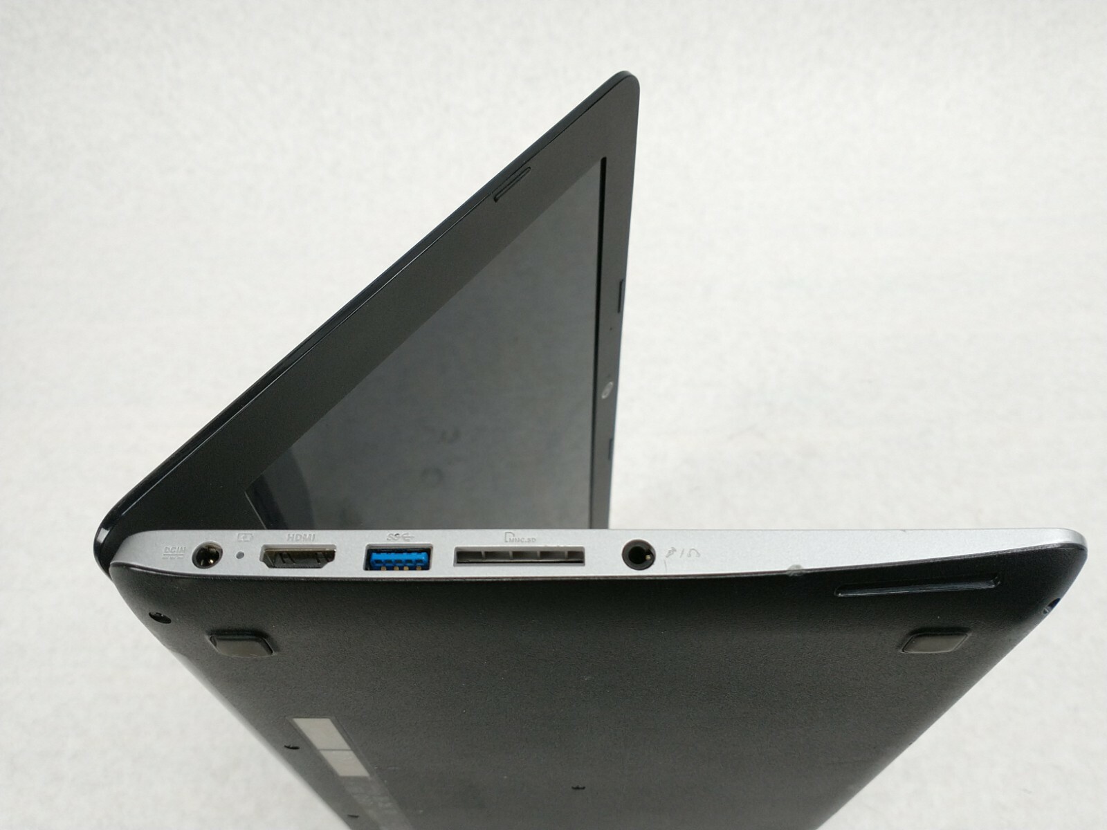 Asus Chromebook C200MA-EDU Laptop Computer Chrome OS 11.6″ 2GB 16GB Webcam