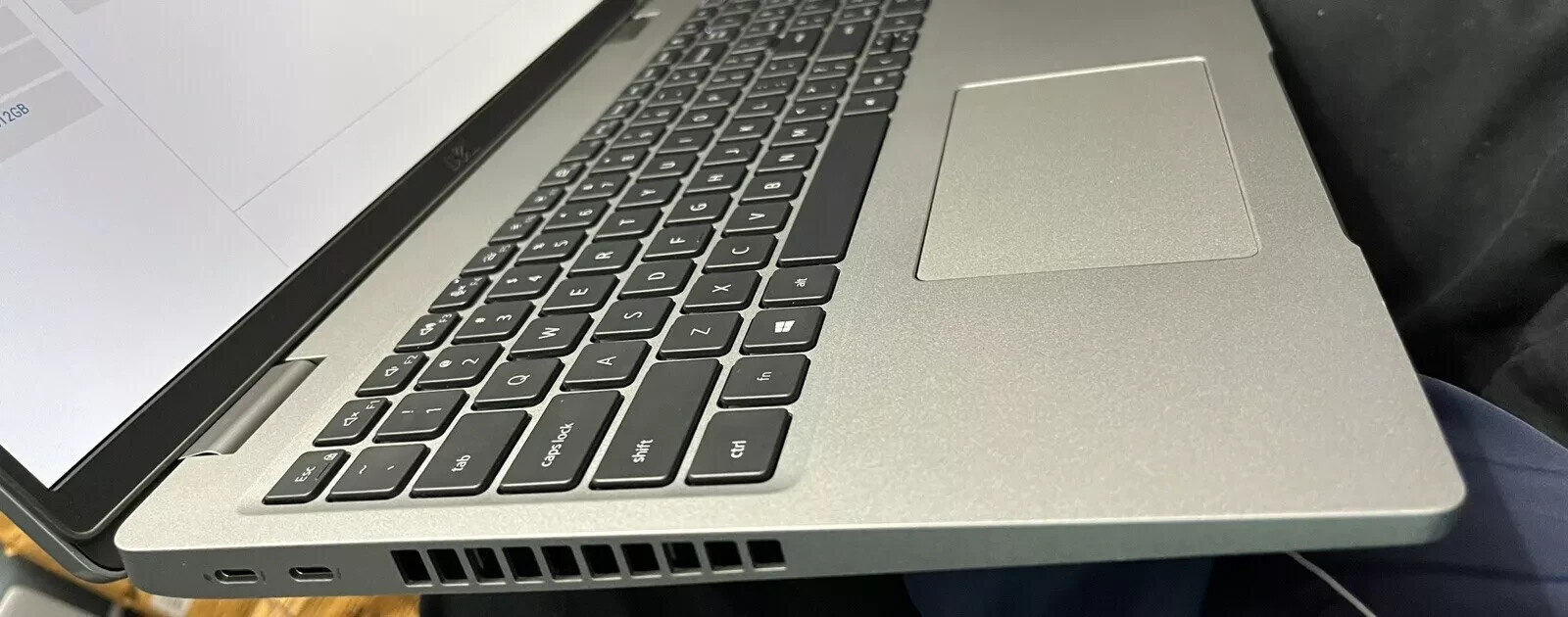 Dell Precision 3560 15.6″ FHD i7-1165G7 16GB 512GB NVMe NvidiaT500