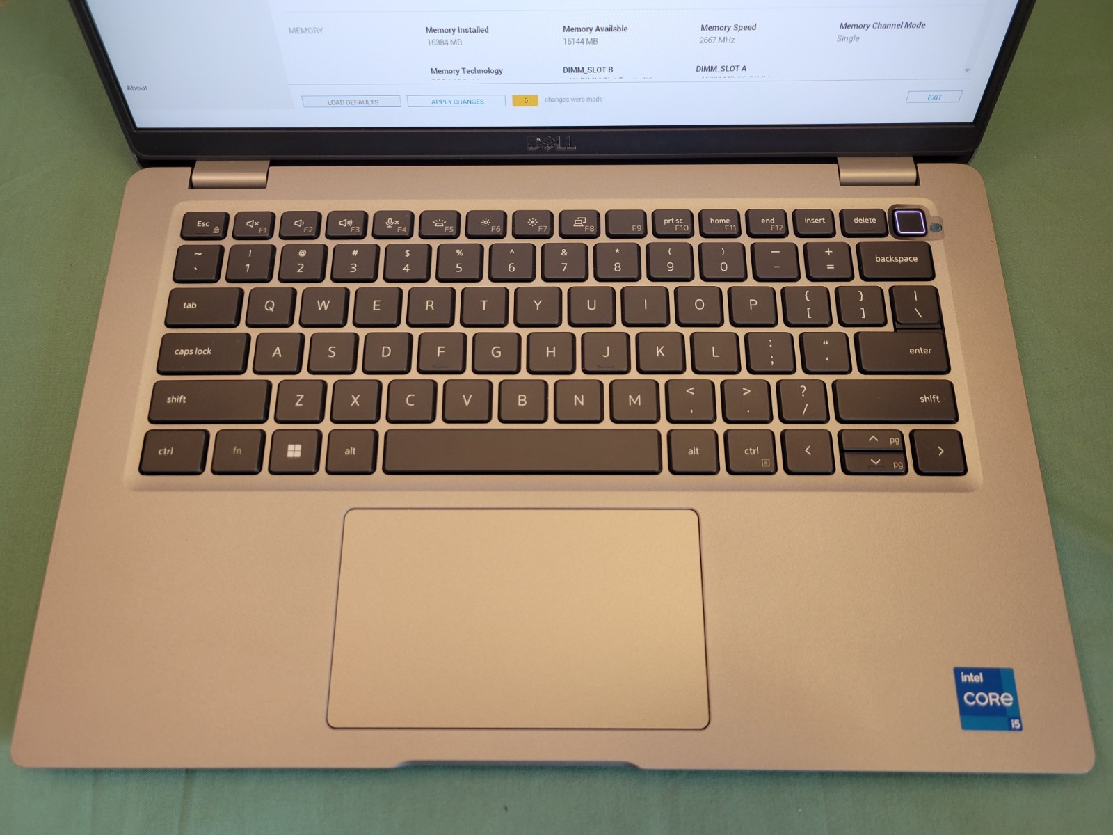 Dell Latitude 5430 14″ i5-1235U 16GB RAM NO SSD/OS