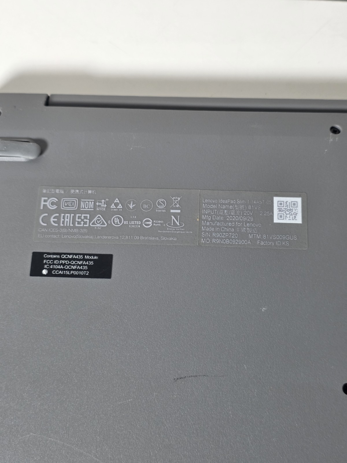 Lenovo IdeaPad Slim 1-14AST-05, AMD A6-9220e @1.60Ghz, 4GB RAM, 64GB SSD, W10