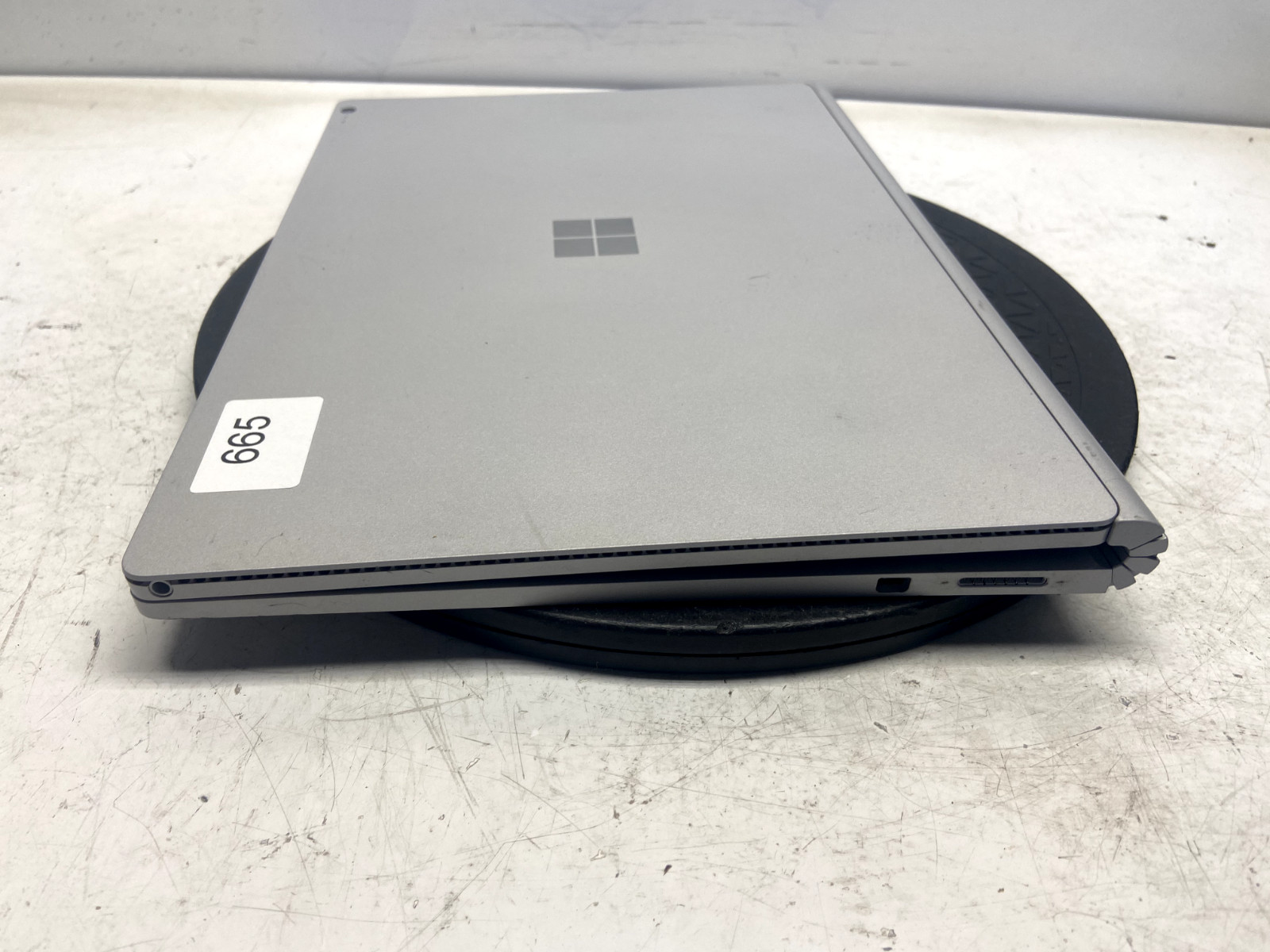 Microsoft Surface 1703 Intel Core i5-6300u 2.4GHz 8GB 256GB SSD NO OS READ