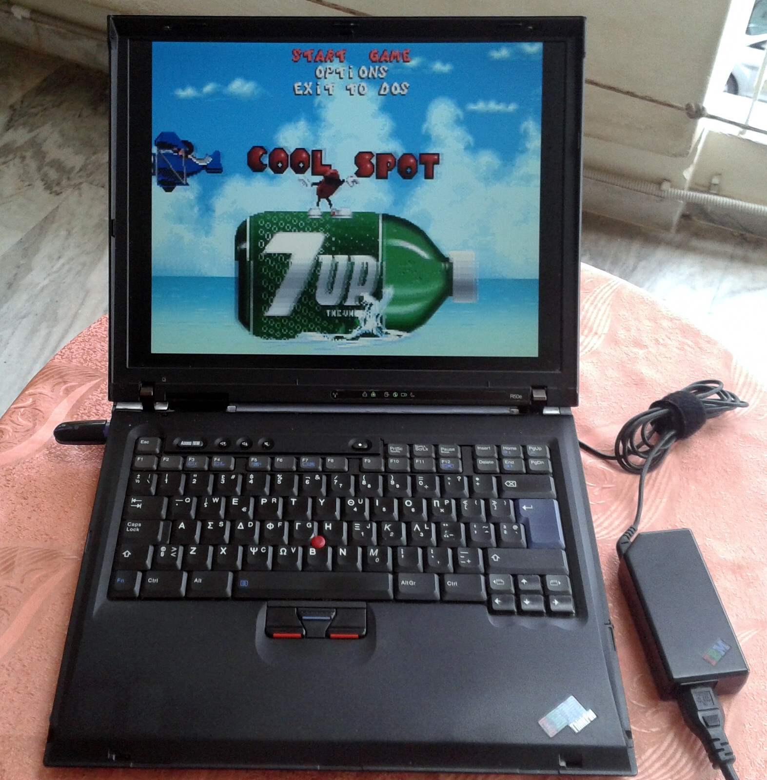 IBM ThinkPad R50e Pentium 1.8GHz 768MB 60GB Parallel [no t t60 r61 t42 r] Win-xp