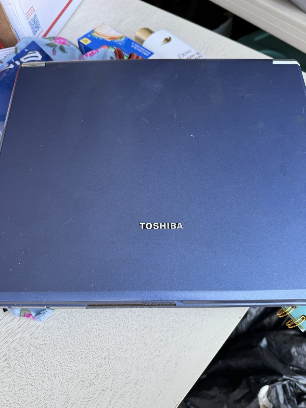 Toshiba Satellite 2435-S265 14″ Pentium 4 2.4GHz 512MB 40GB XP Wi-Fi