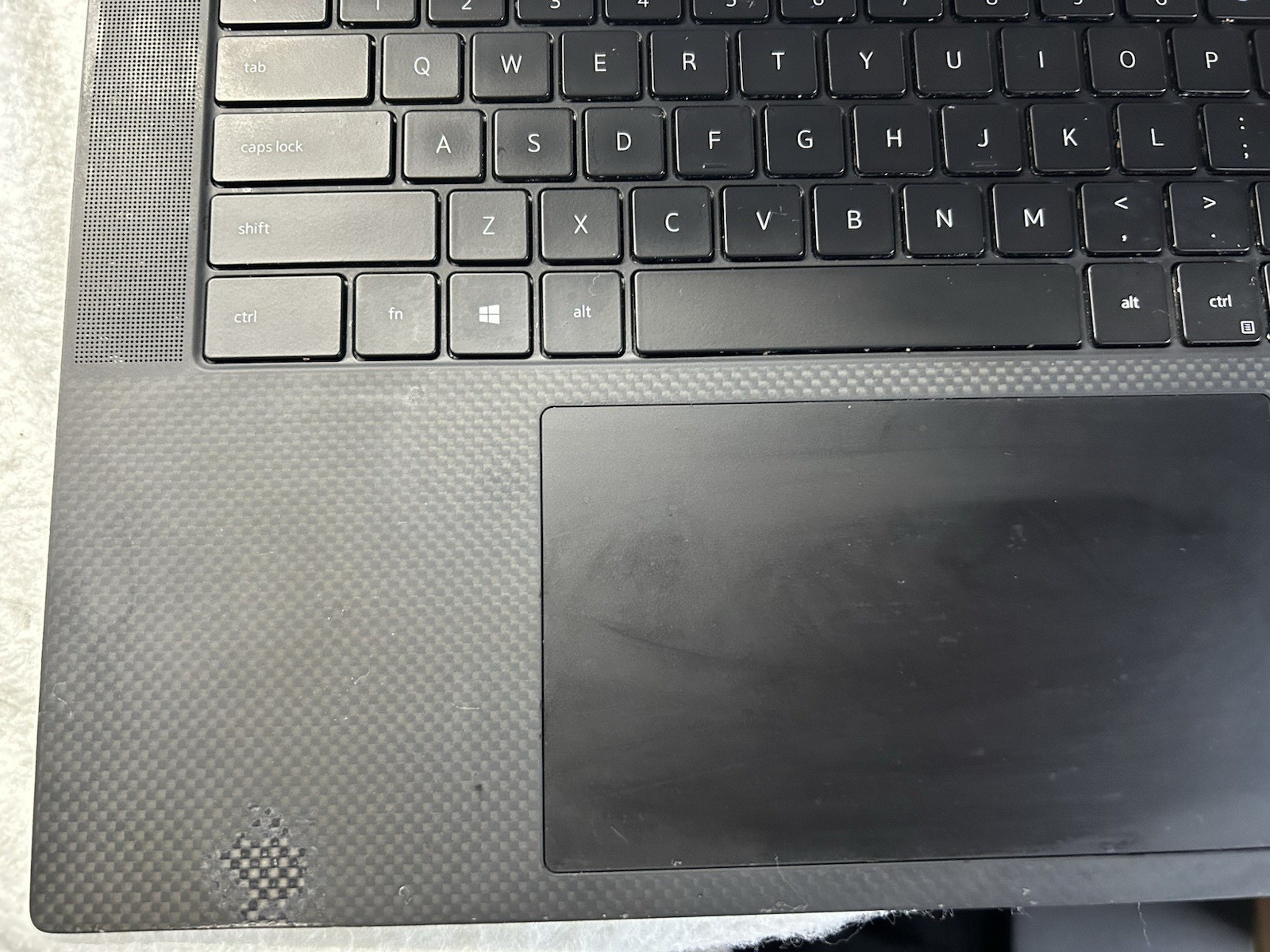 Dell XPS 15.6″ FHD 512GB SSD Intel Core i7 11800H 16GB RAM NVIDIA 3050 Ti 4GB