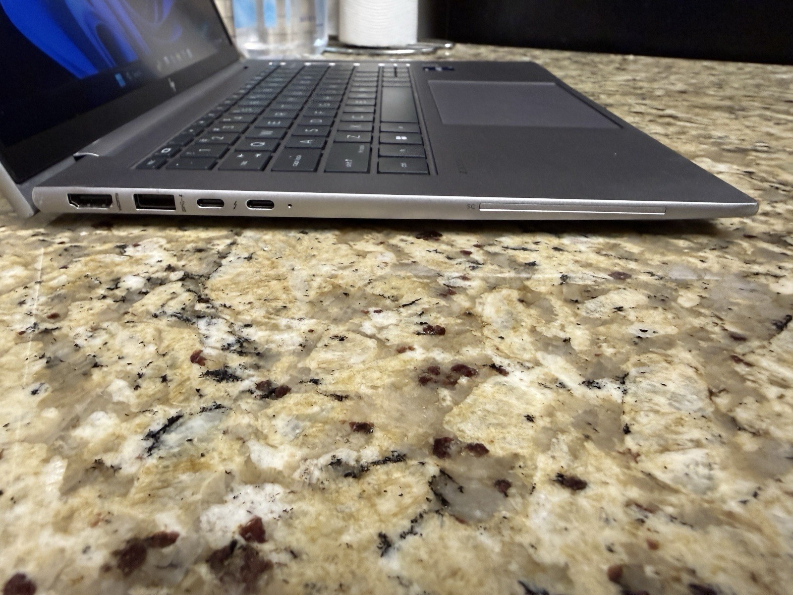 HP ZBook Firefly 14″ G9 Touchscreen Laptop i7-1270P 1TB SSD 32GB RAM Win 11 Pro