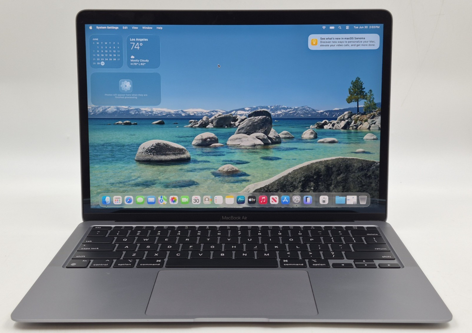 Apple MacBook Air 2020 M1 3.20GHz 8GB RAM 256GB NVMe SSD macOS Tahoe Laptop