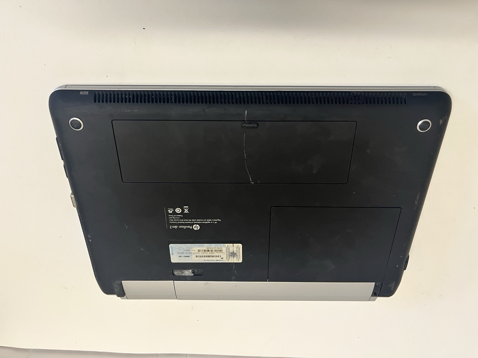 HP Pavilion DM3 Laptop Notebook For Parts