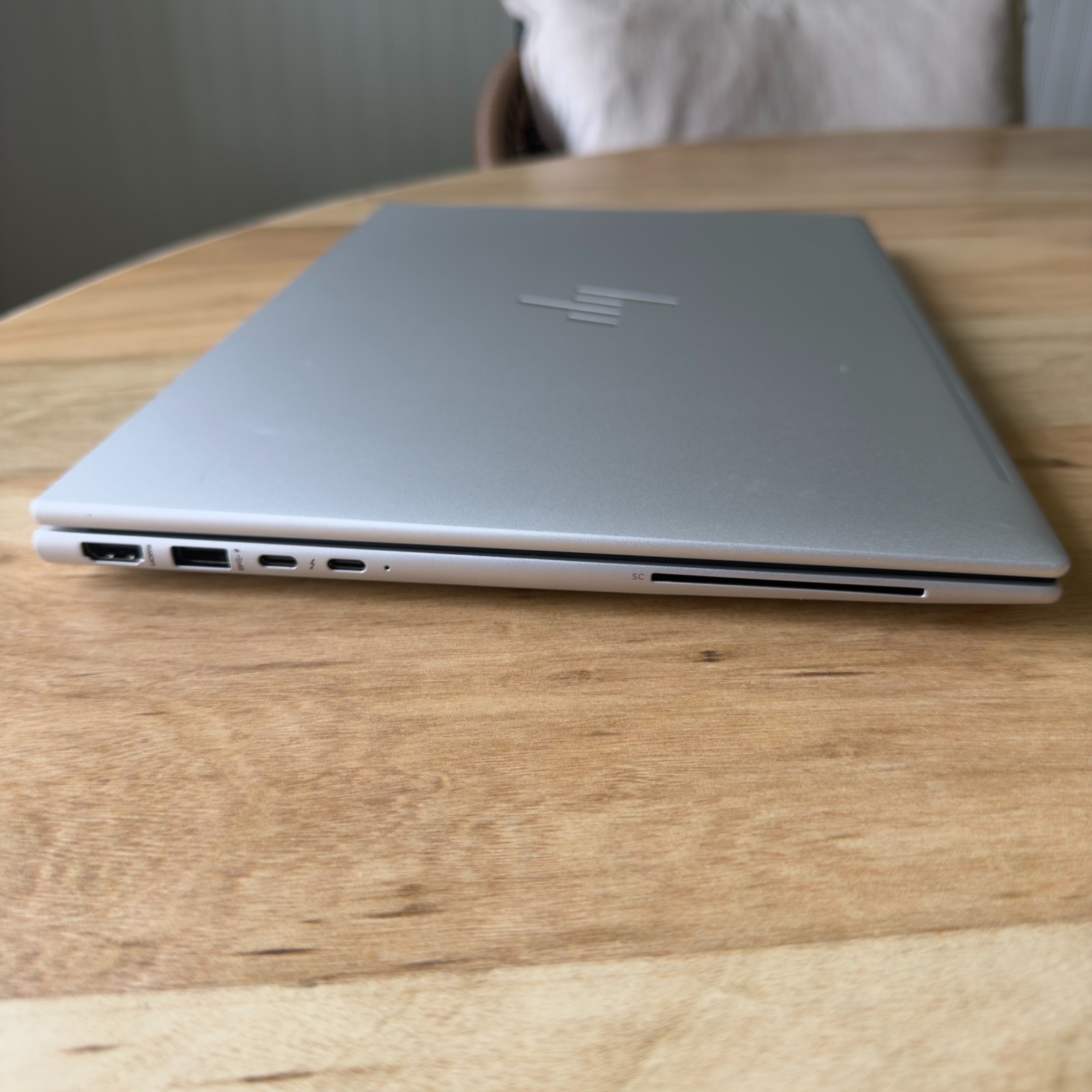 HP EliteBook 840 G9 14” 512GB SSD Intel i7-1265U 32GB RAM w Charger – Wi 11 Pro