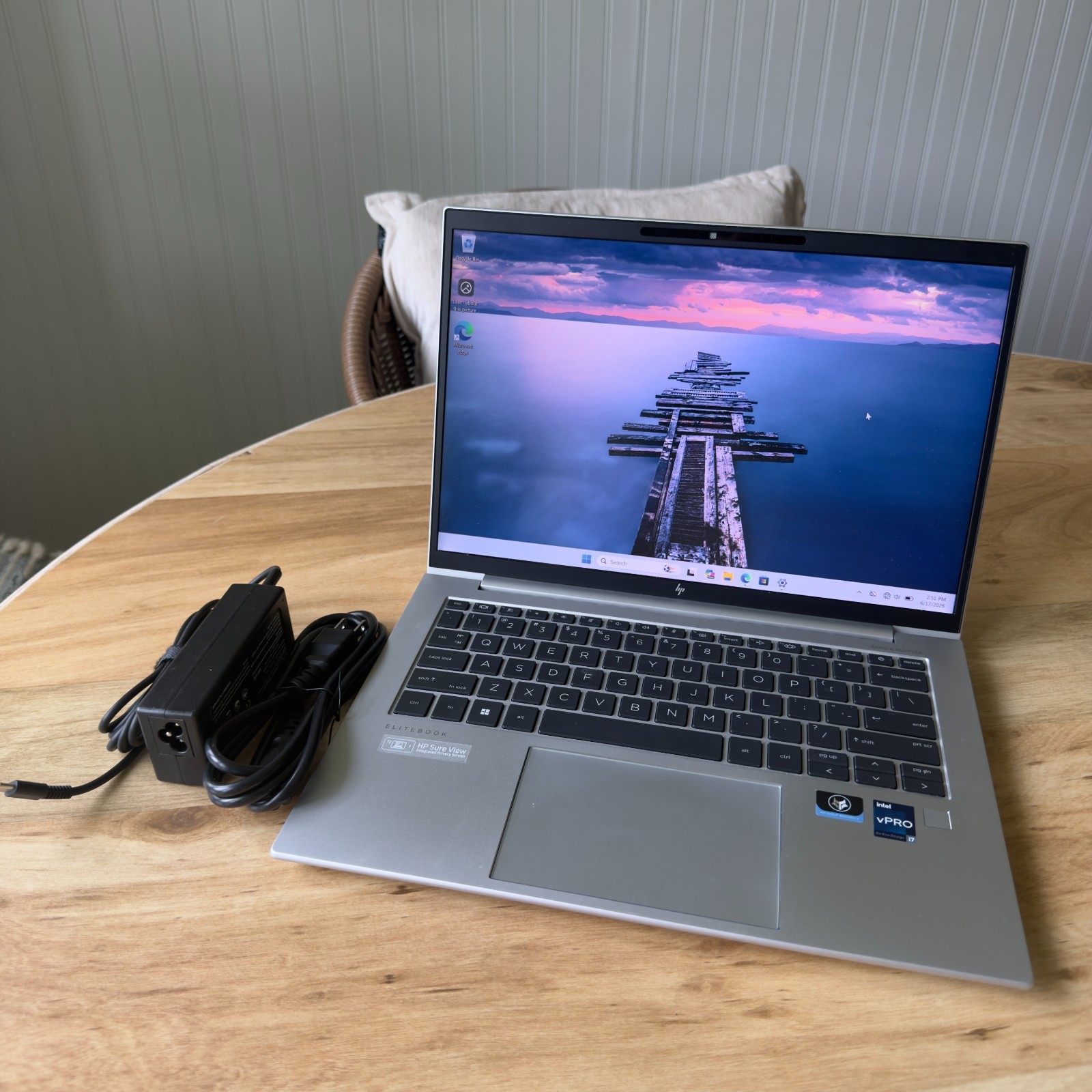 HP EliteBook 840 G9 14” 512GB SSD Intel i7-1265U 32GB RAM w Charger – Wi 11 Pro