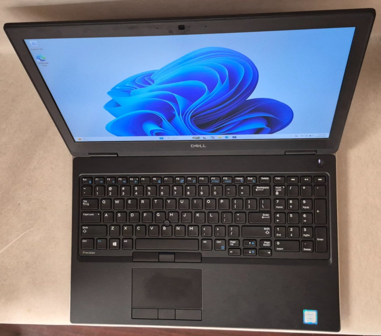 Dell Precision 7530 15.6″ i7-8750H 2.20GHz 16GB 256GB Quardo P1000 Win11Pro