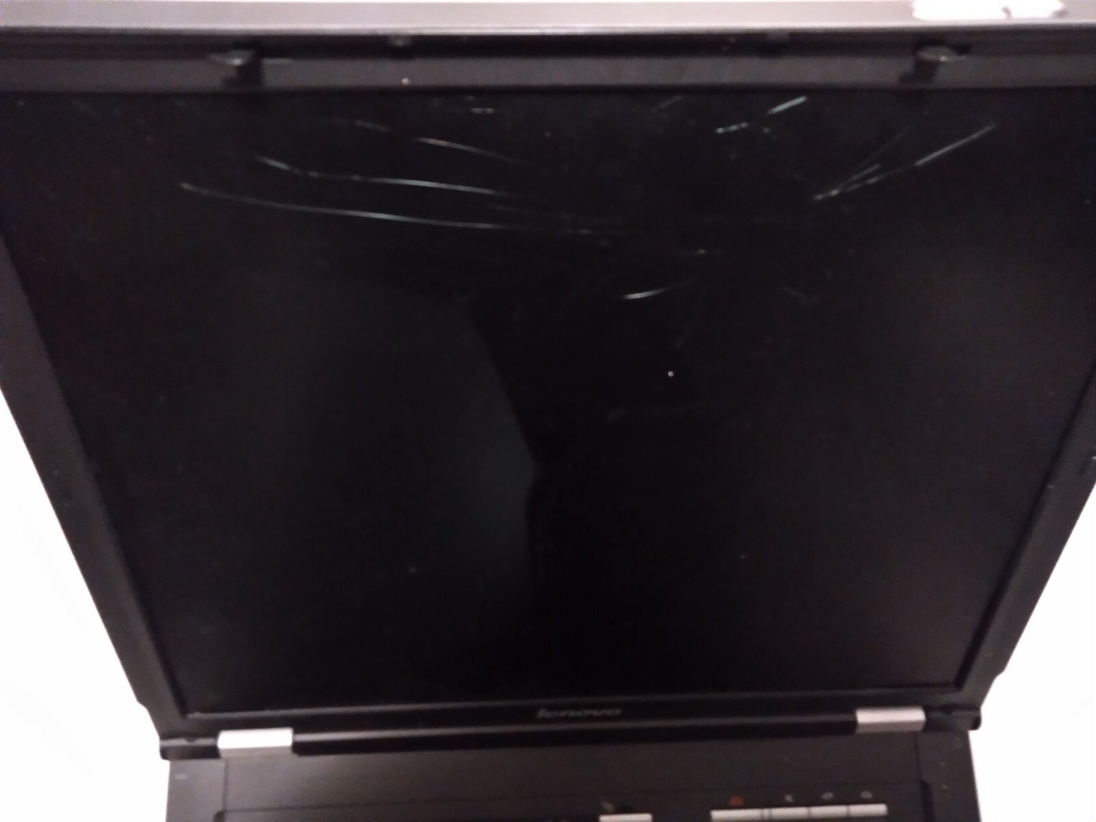 BROKEN – Lenovo 3000 C200 type 8922 Laptop (NO HDD) AND CHARGER
