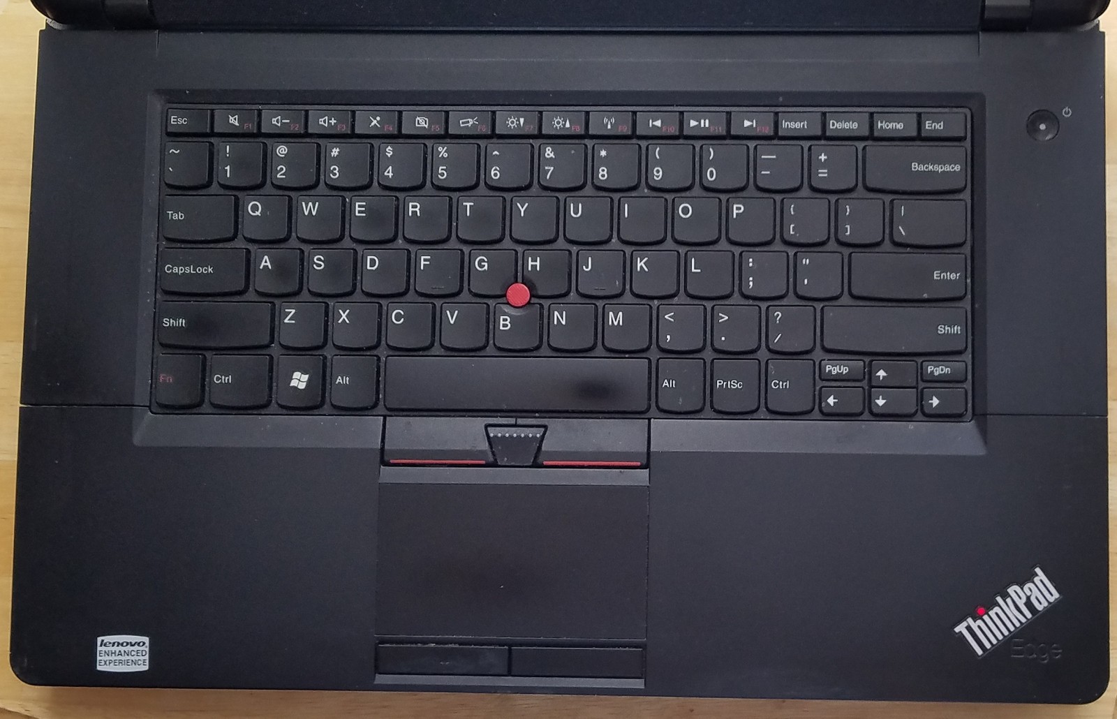 LENOVO THINKPAD EDGE 15.6″ LCD CORE i3@ 2.53GHz 1 TERABYTE HDD 8 GB RAM WiFi CAM