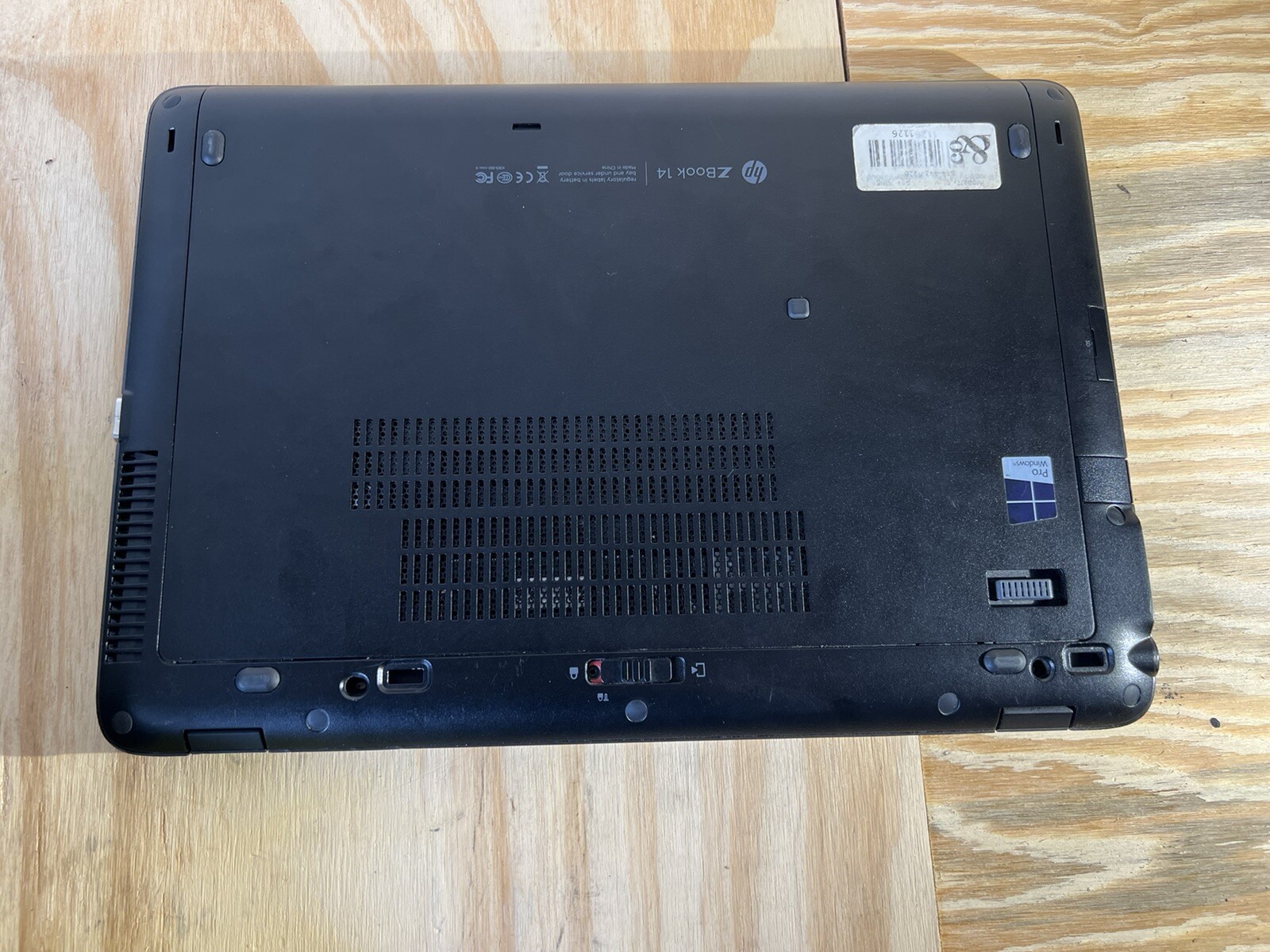 HP ZBook 14 G2 14″ i7-5500u @2.40ghz 16GB DDR3L 256GB SSD Windows 10 Pro