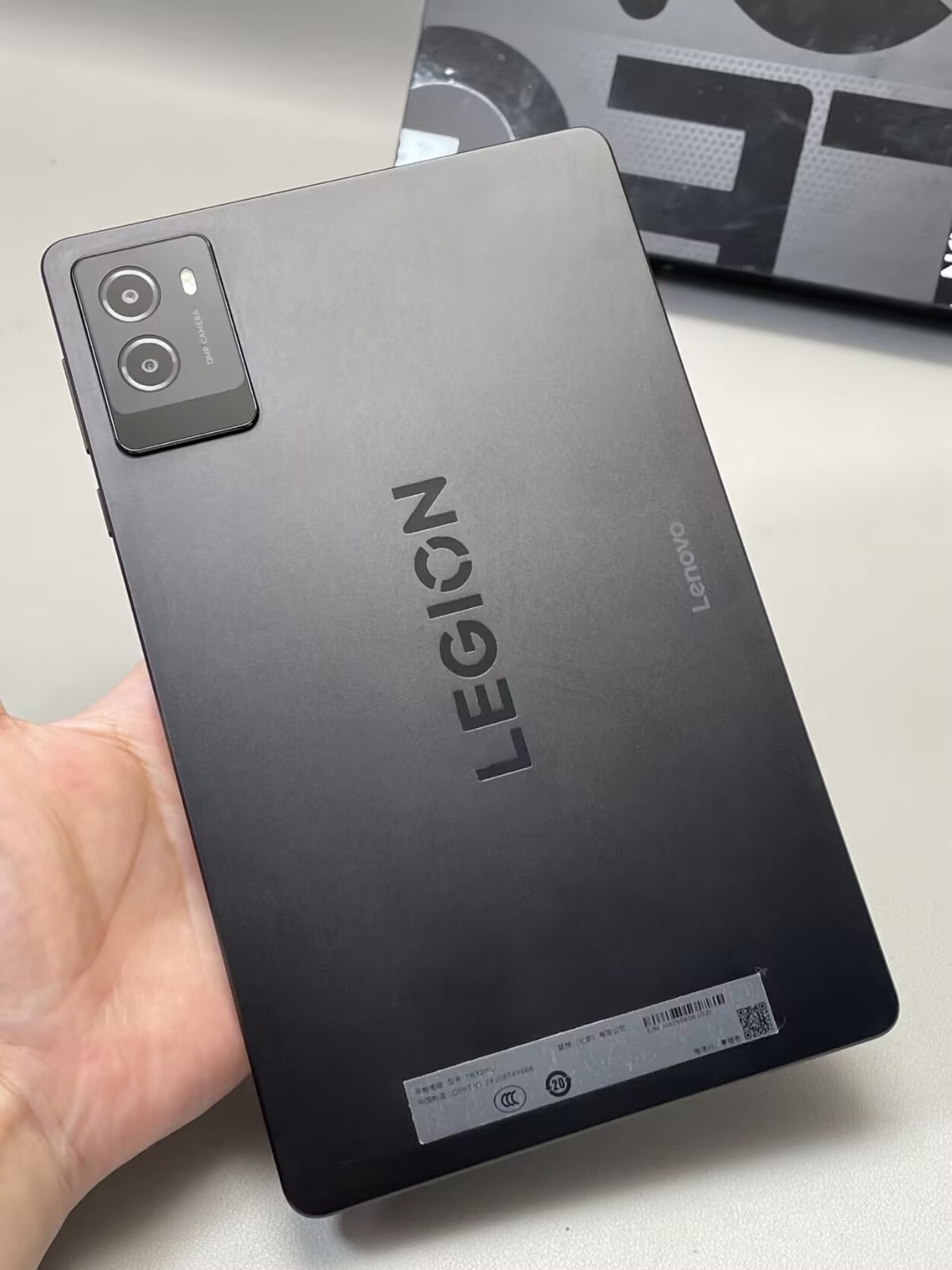 Lenovo Legion Y700 (2025) 8.8” 13MP Snapdragon 8 Gen 3 WIFI Android 6550mAh
