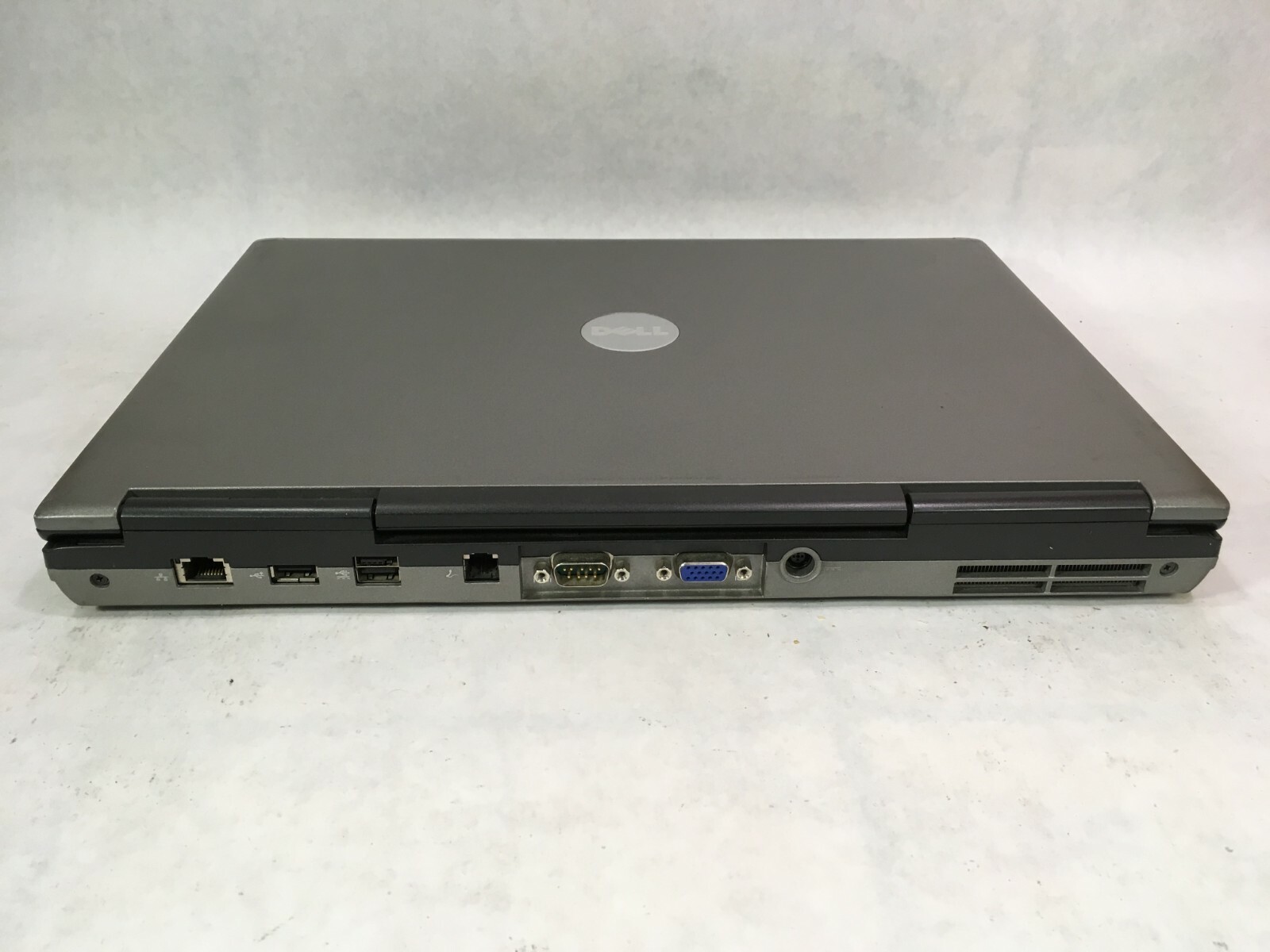 Dell D820 15.4″ Laptop Intel / 2GB / 80GB / Windows XP / WiFi / DVD / RS232