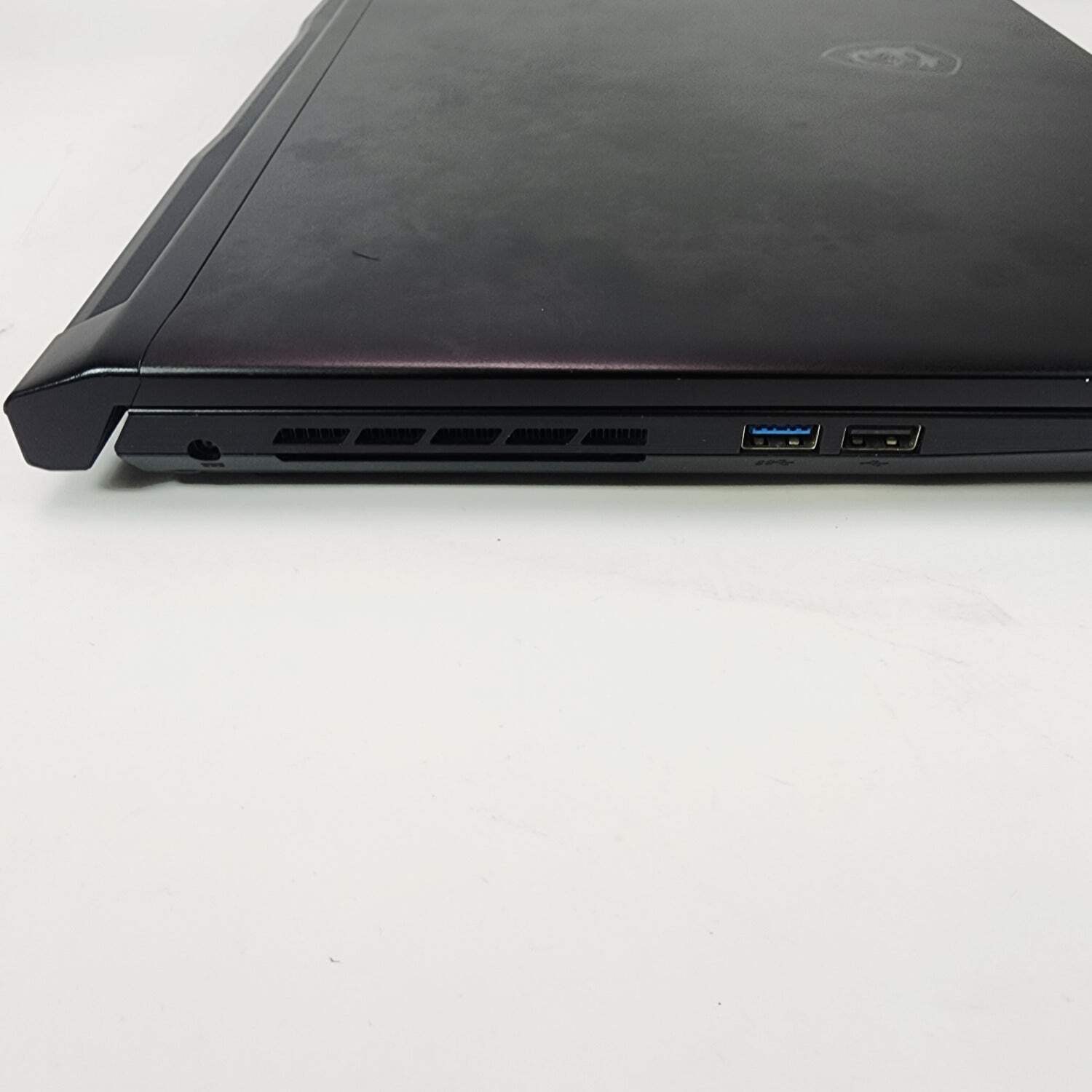 MSI Creator M16 16″ i7-1180H 2.3GHz 32GB RAM 1TB SSD GeForce RTX 3050