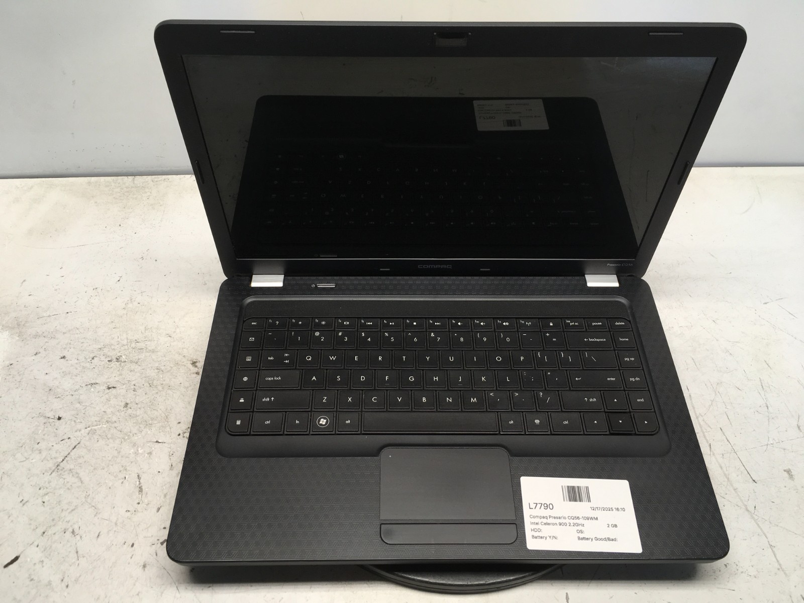Compaq Presario CQ56-109WM Intel Celeron 900 2.2GHz 2 GB NO HDD