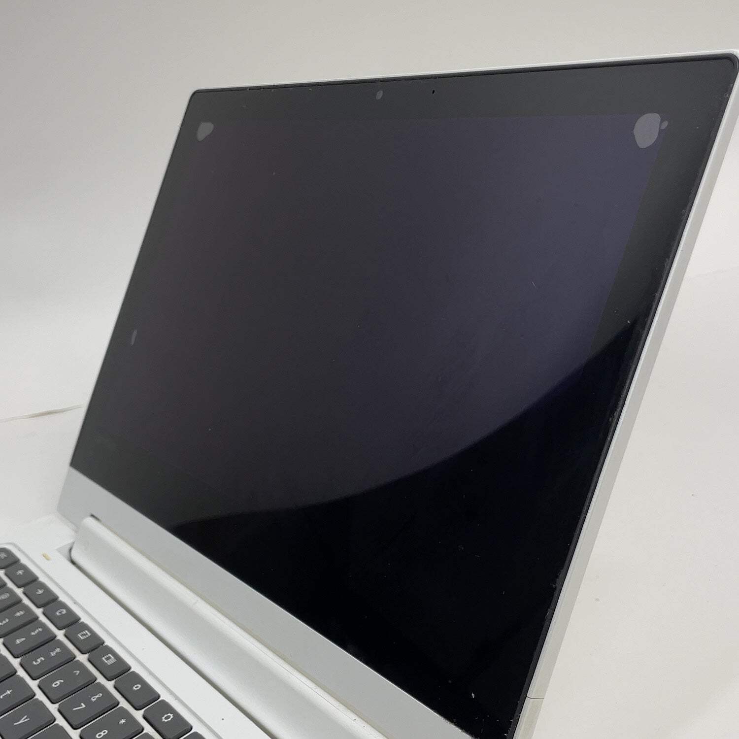 Lenovo Chromebook C330 11.6″ MT8173 2.1GHz 4GB RAM 32GB HDD
