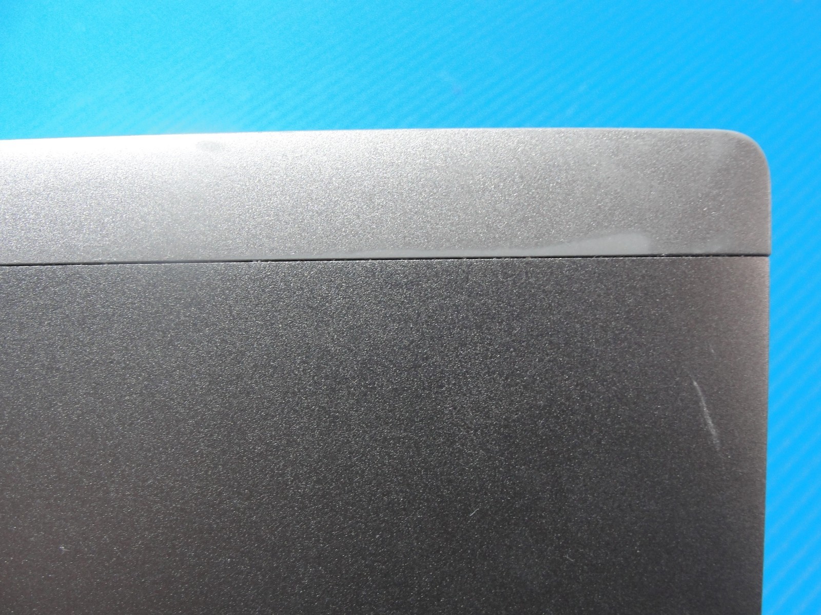 Dell Latitude 7640 16″WUXGA Core i7-1365U 32GB RAM 512GB SSD +Charger War 11/26