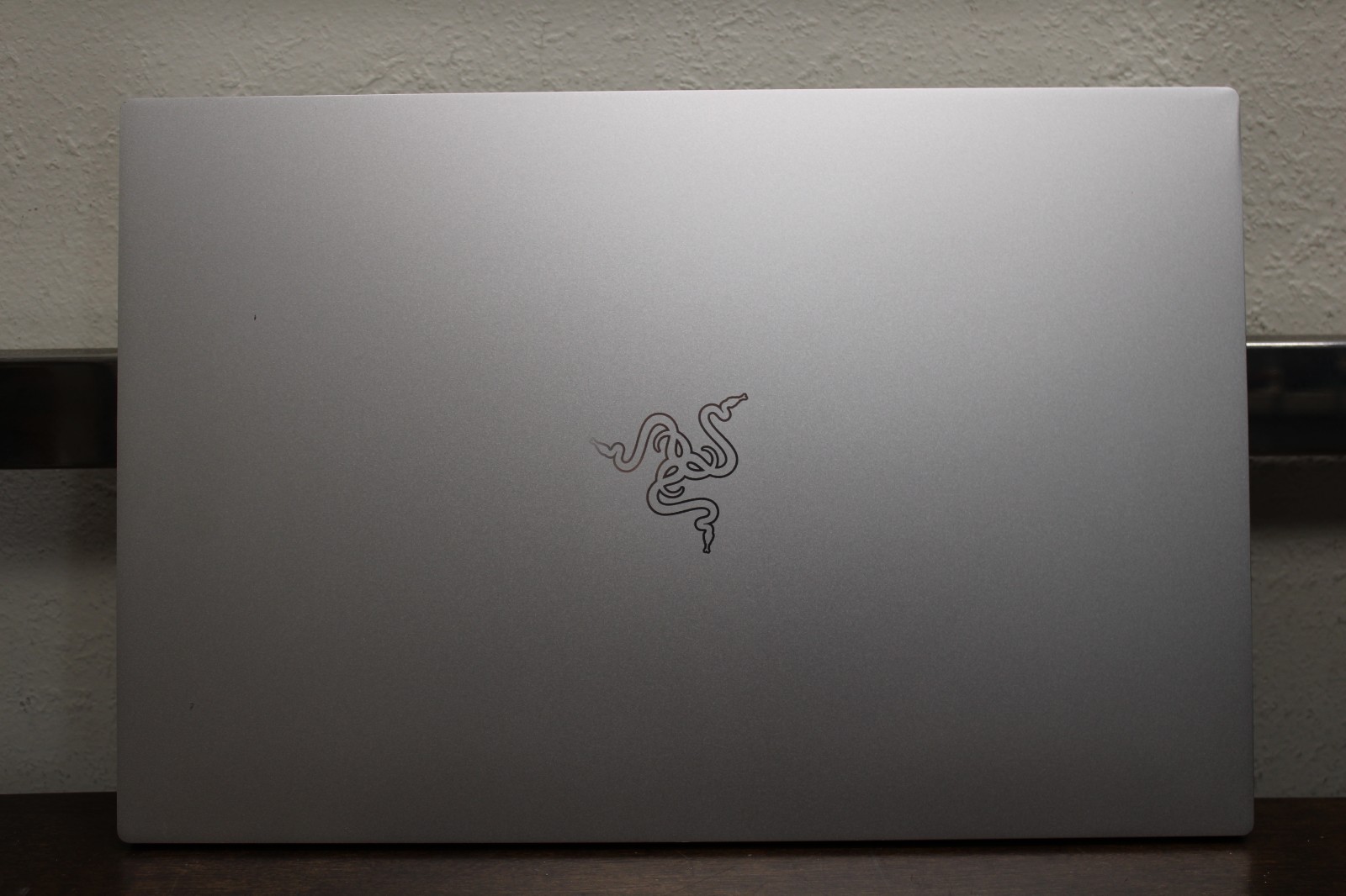 Razer Blade 15.6″ Studio Edition 4k OLED 60 Hz FOR PARTS READ DESCRIPTION