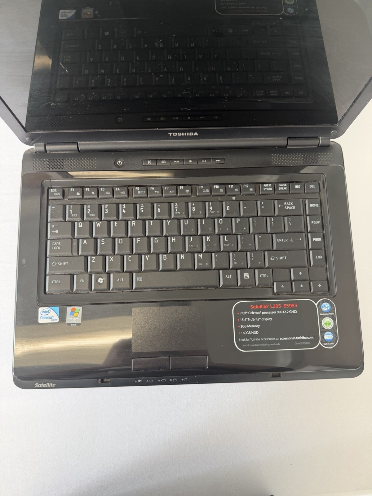Toshiba Satellite L305-55955 – Good Screen – Intel Celeron 900 – Read Desc
