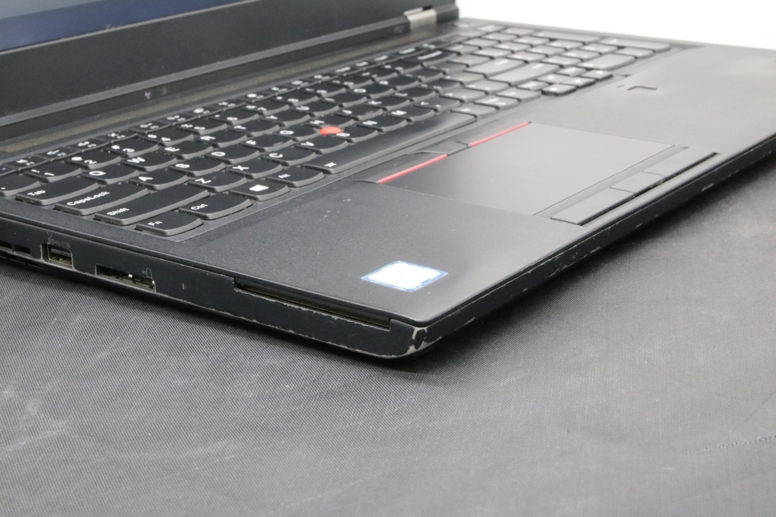 Lenovo ThinkPad P52 – i7-8850H – 16GB, 512GB, Windows 11 +Adapter