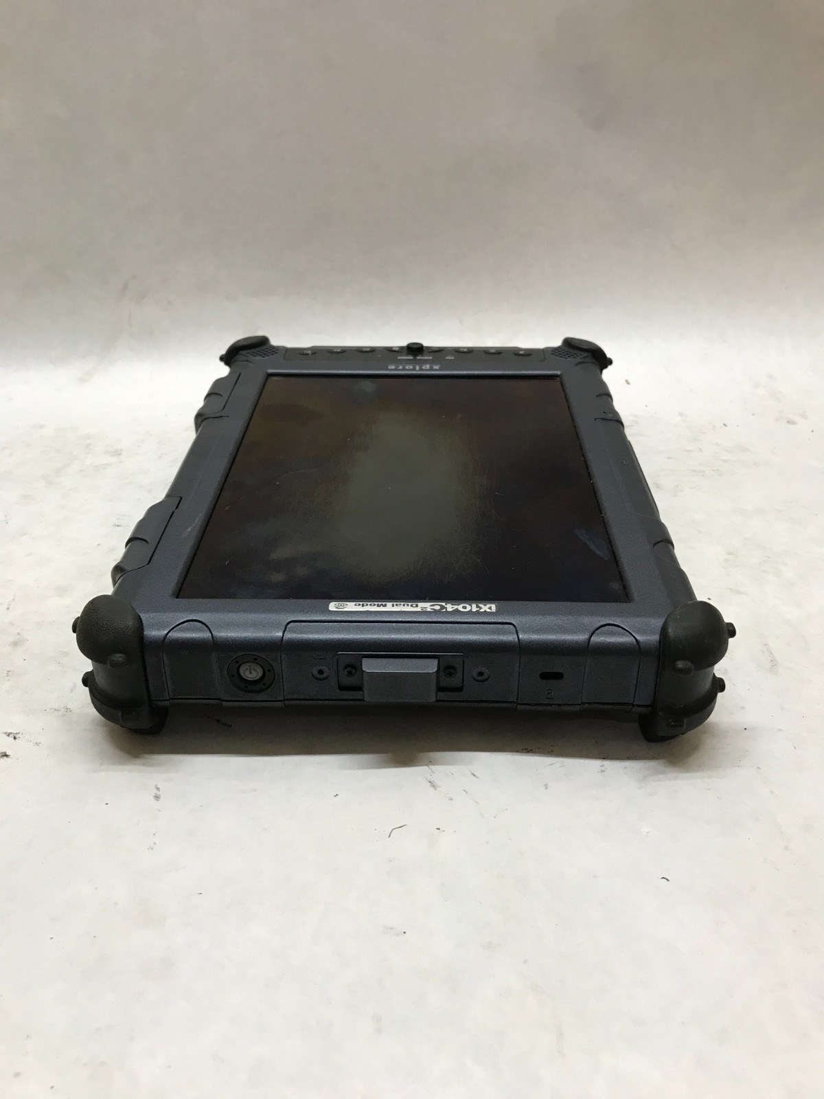 Xplore iX104 Tablet 10″ Intel Pentium NO RAM NO HDD/OS For Parts NO POWER!! – DW