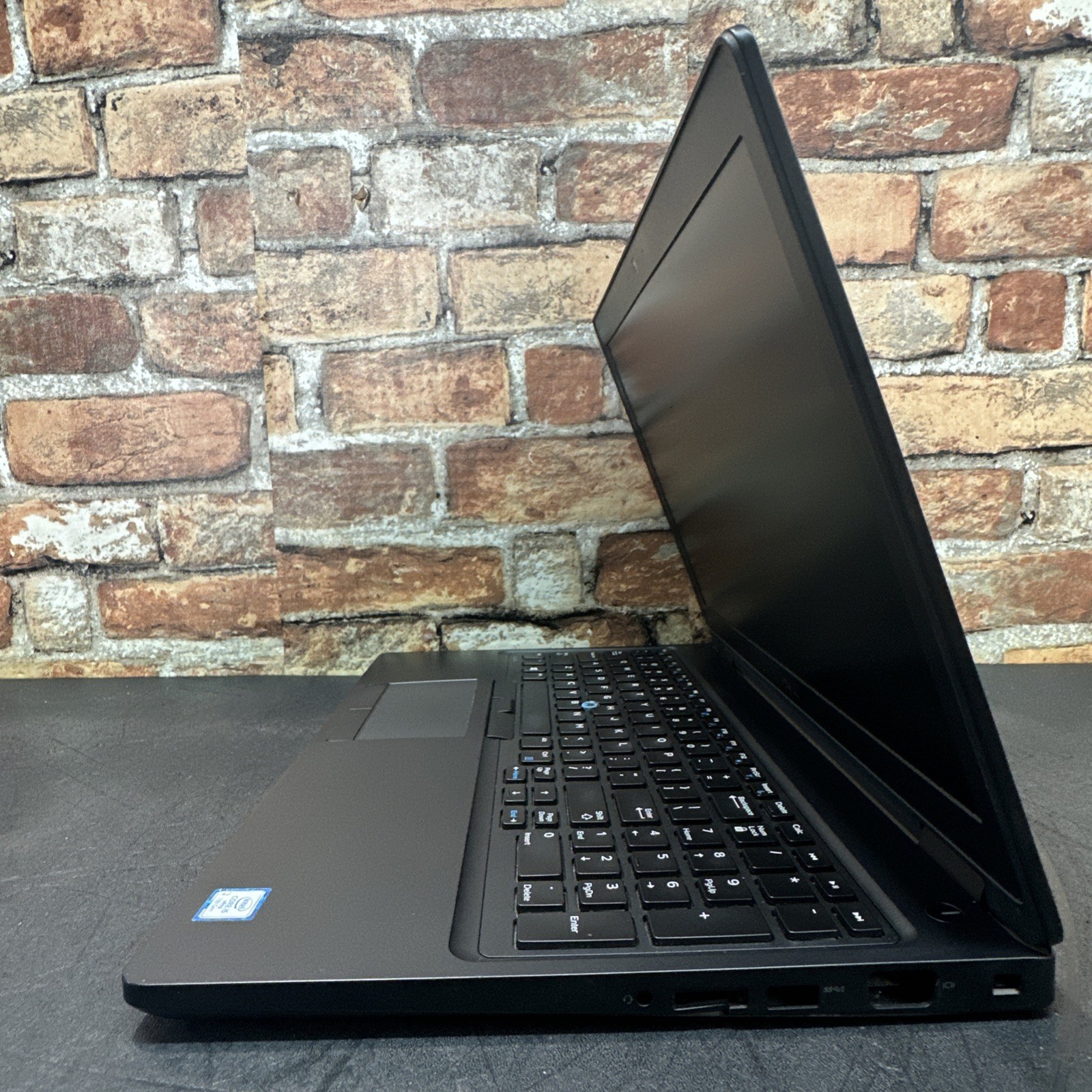 Dell Latitude 5580 Tested LCD Screen w/ Chassis & Battery – No Motherboard