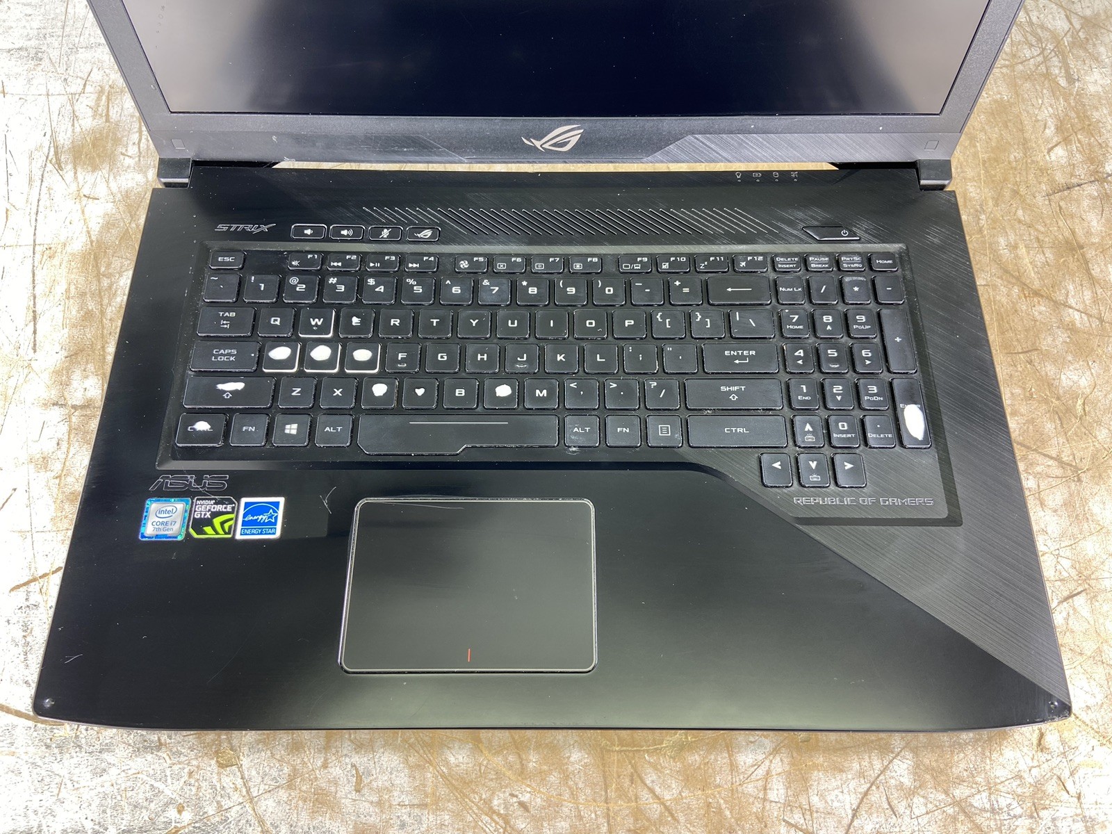ASUS GL703V i7-7700HQ @ 2.80GHz, 12GB RAM, NO HDD/OS