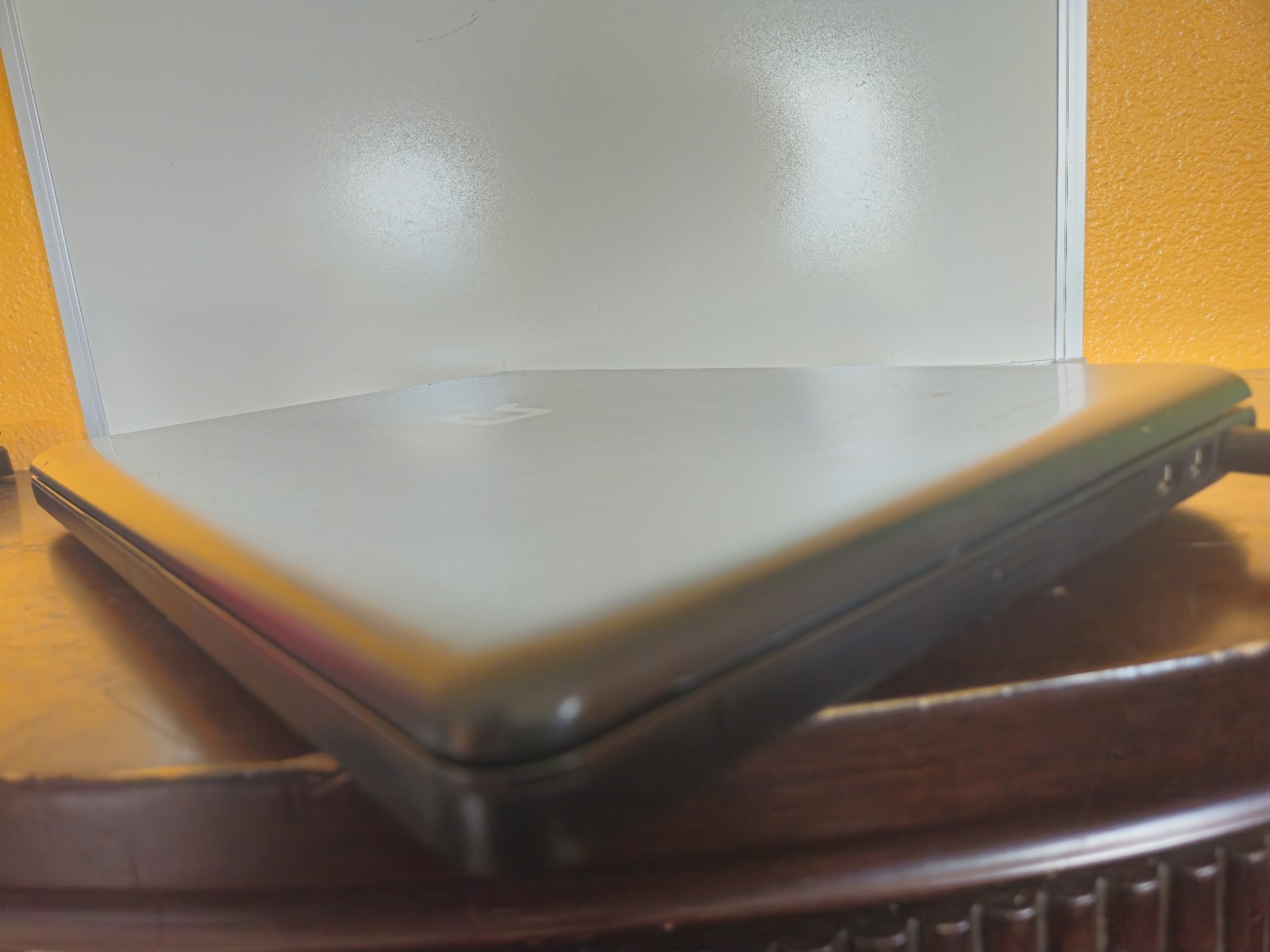 Compaq Presario CQ57 Laptop | Powers On, See Pics | Nice & Clean