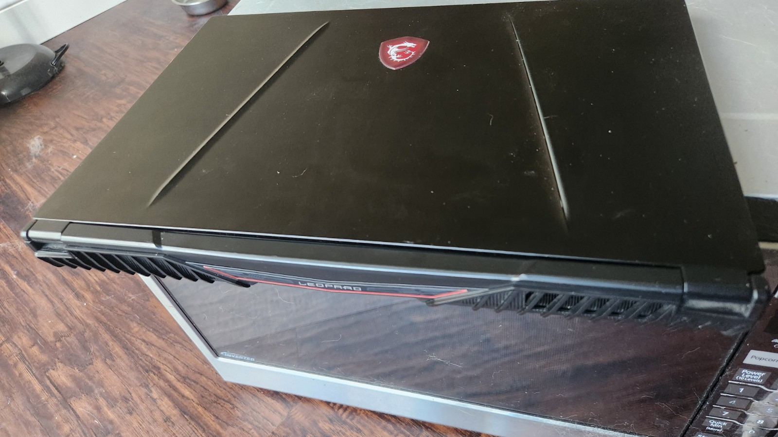 MSI Leopard GL65 MS-16U7 15.6″ i7-10750H 16GB RAM 512GB SSD 2TB HD GeForce RTX