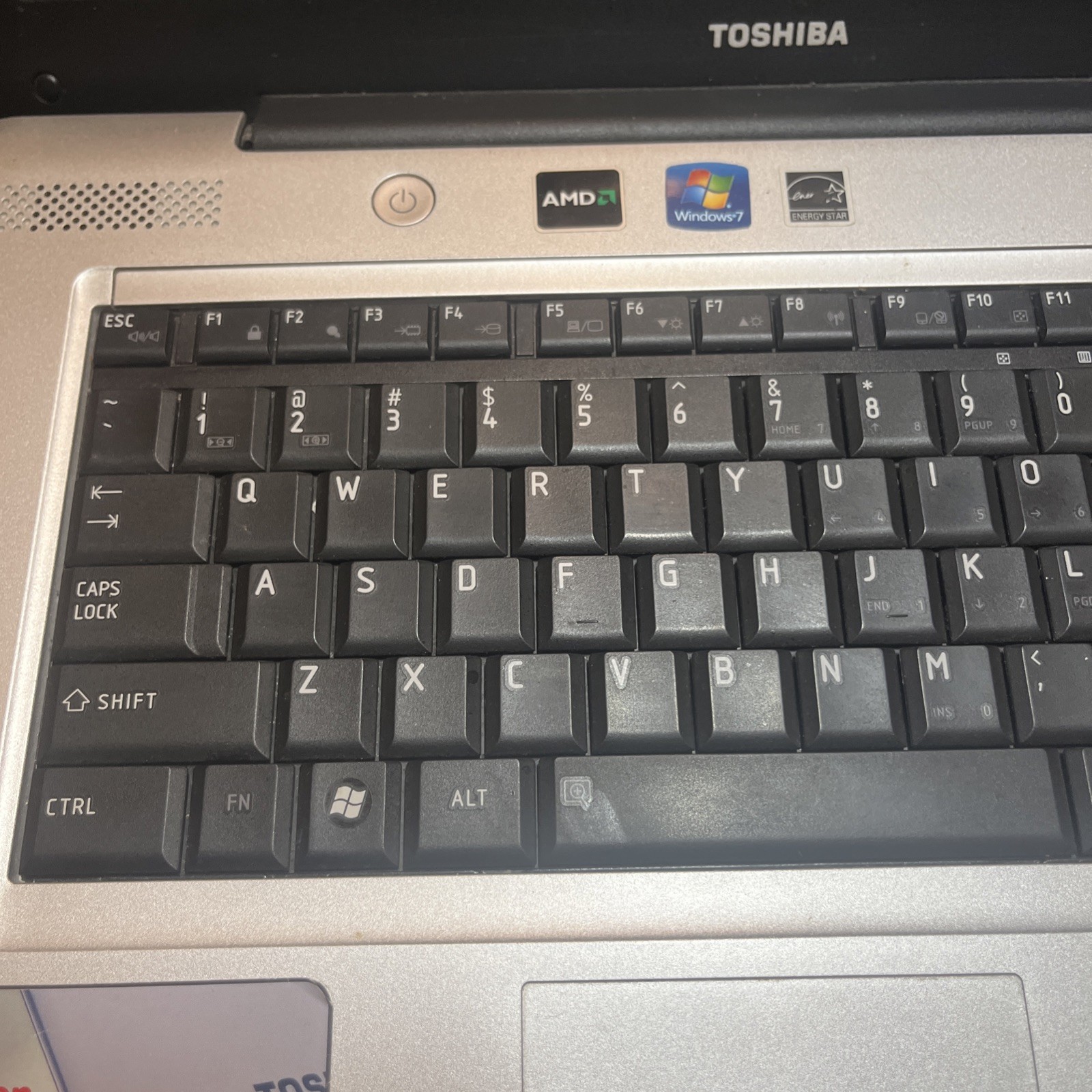 Toshiba Satellite Labtop L455D-S5976 250 GB HDD Widescreen For Parts Only As Is