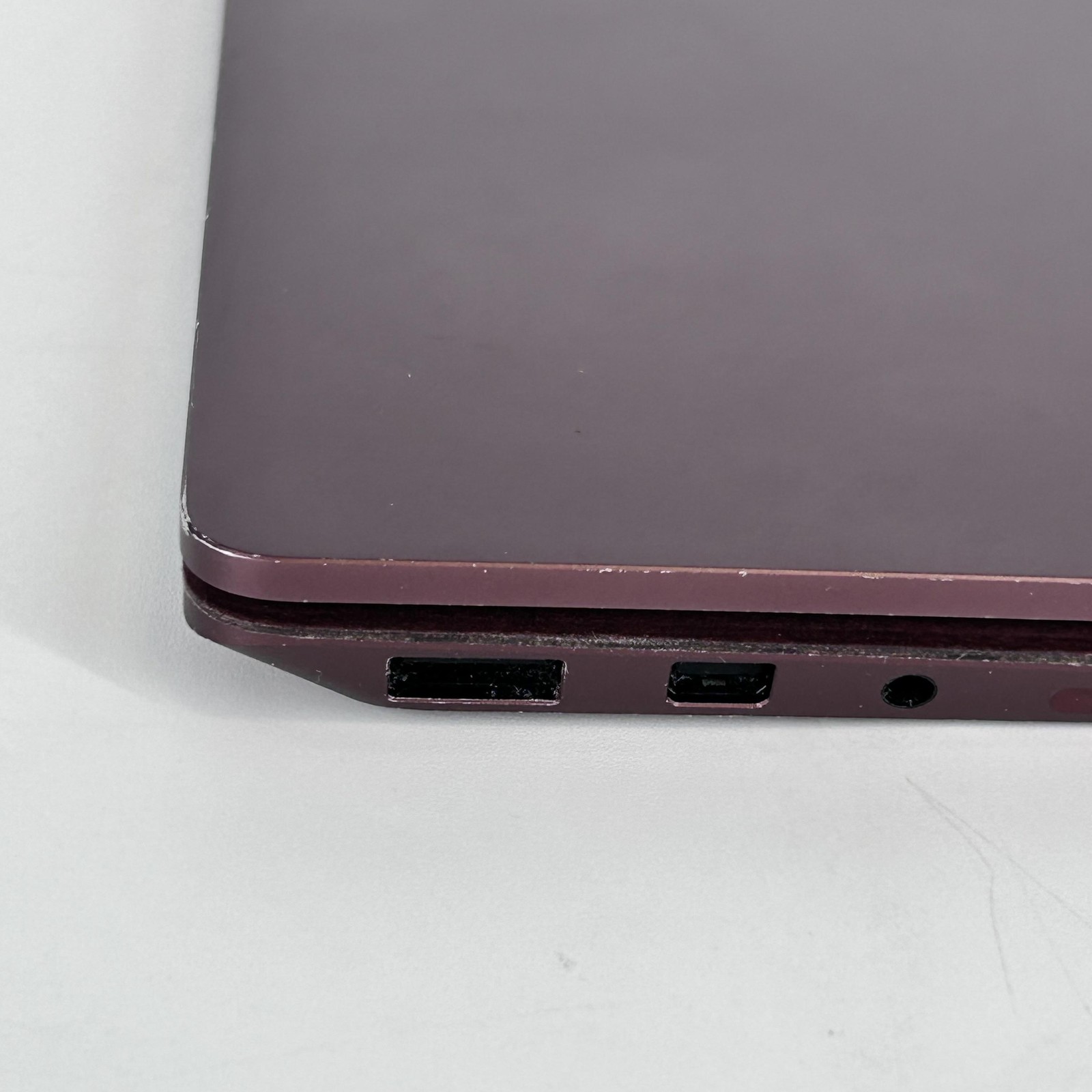 Microsoft Surface Laptop 2 13.5 2K TOUCH i5-8250U 1.60GHz 8GB 256GB SSD Good